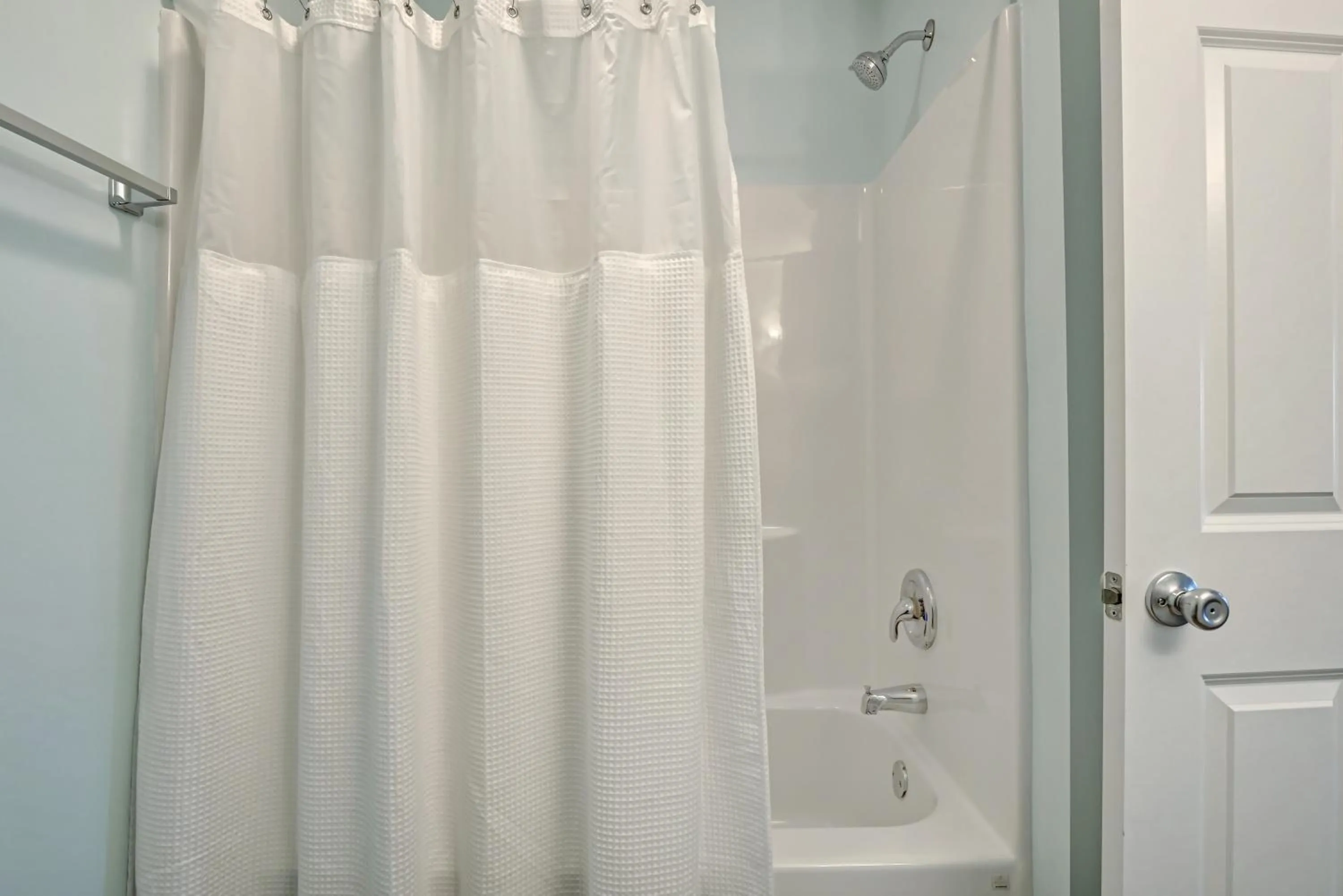 Property building in Loggerhead Inn and Suites