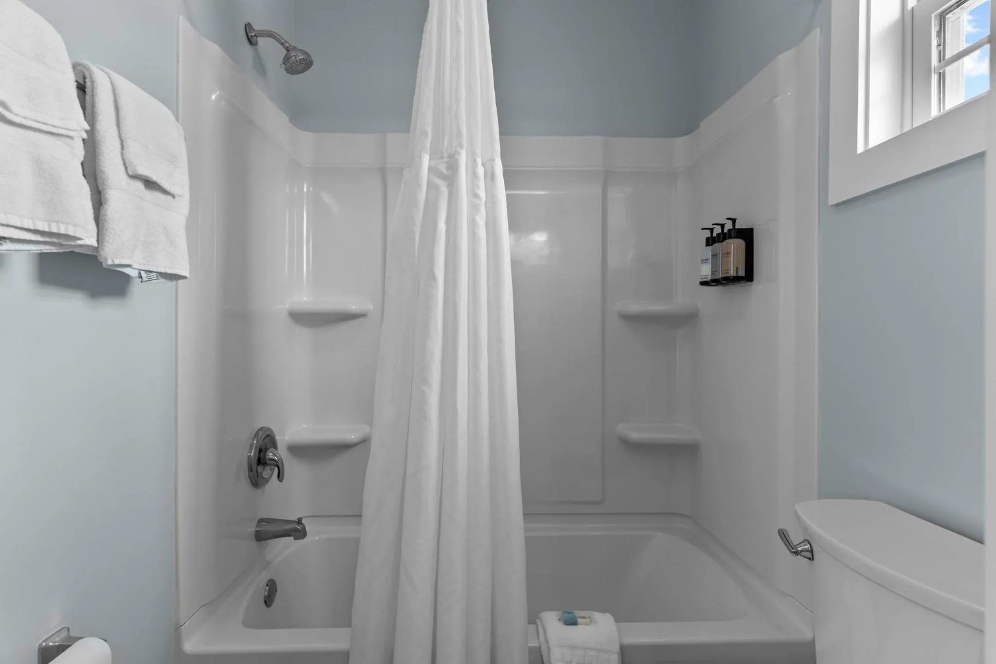 Loggerhead Inn and Suites