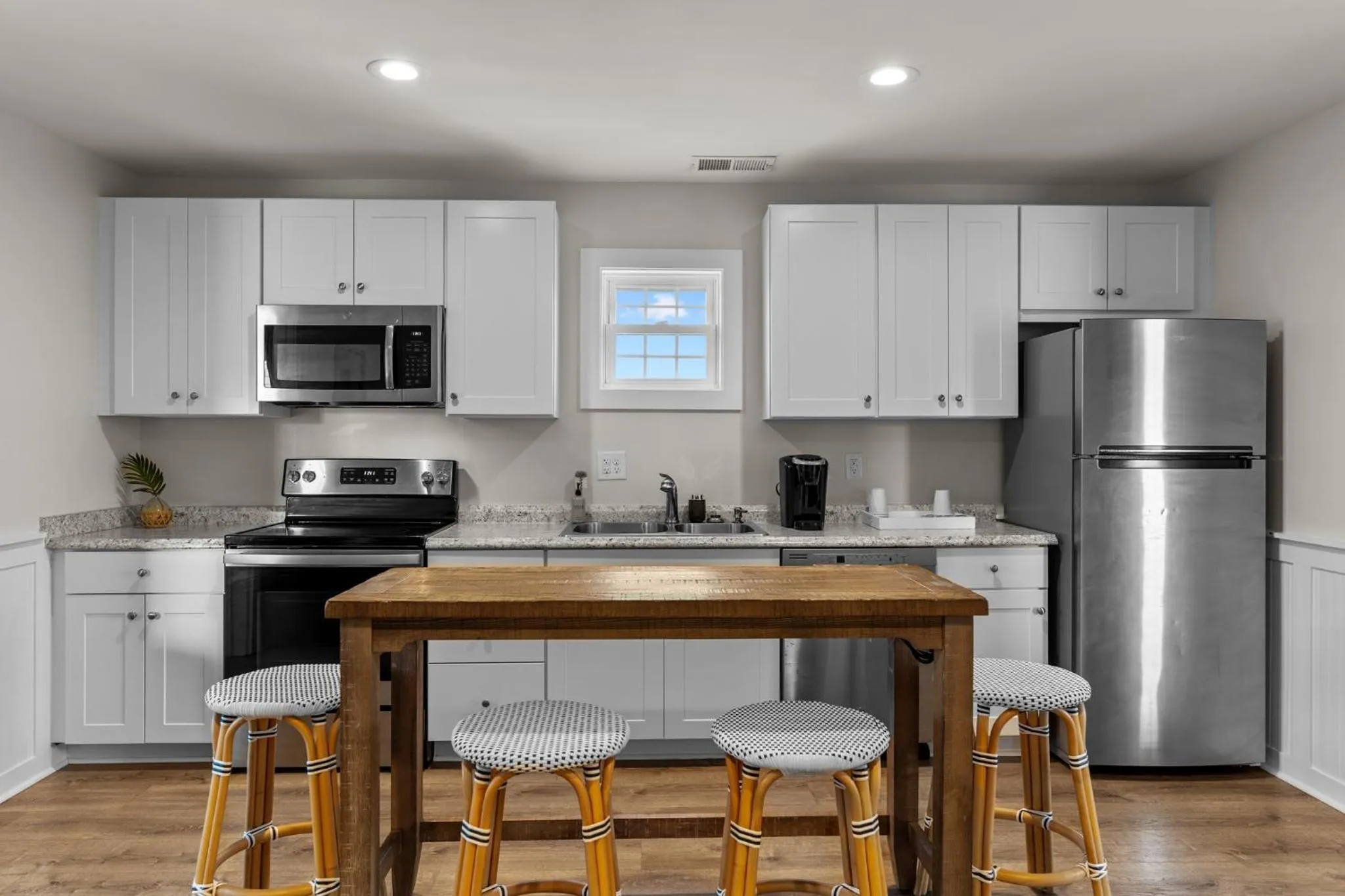 Loggerhead Inn and Suites