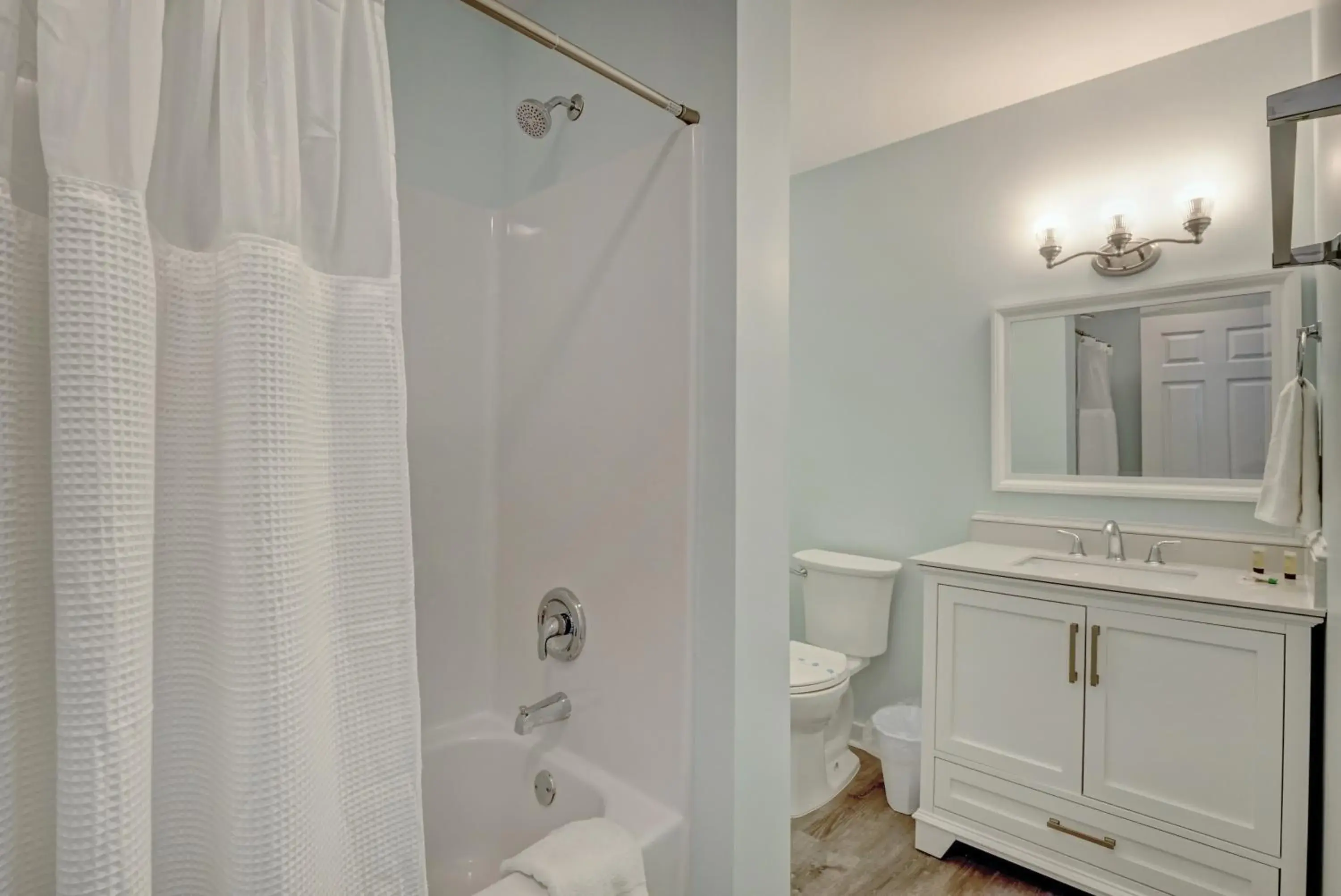 Property building in Loggerhead Inn and Suites Property building in Loggerhead Inn and Suites