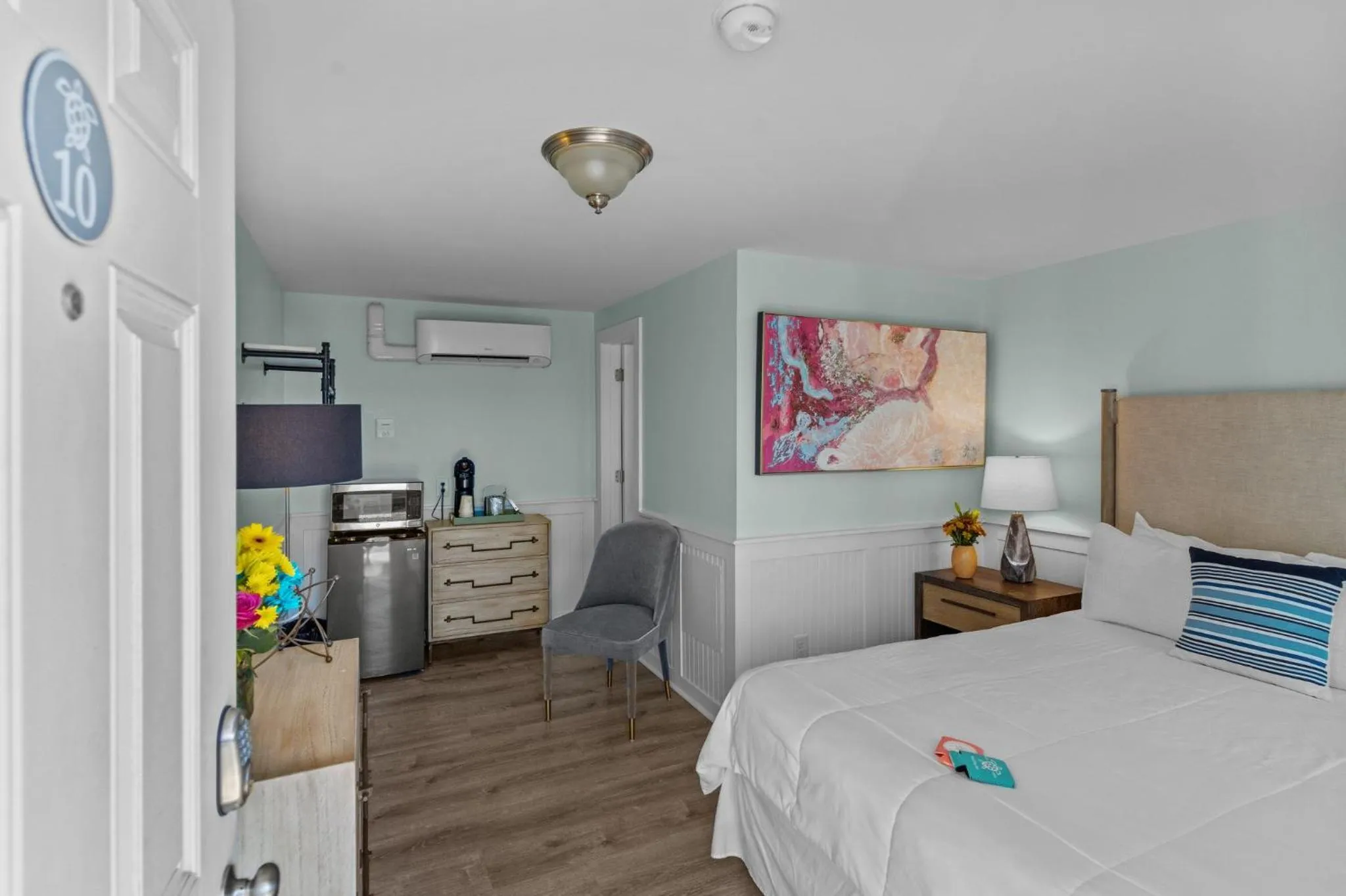 Bedroom, Bed in Loggerhead Inn and Suites