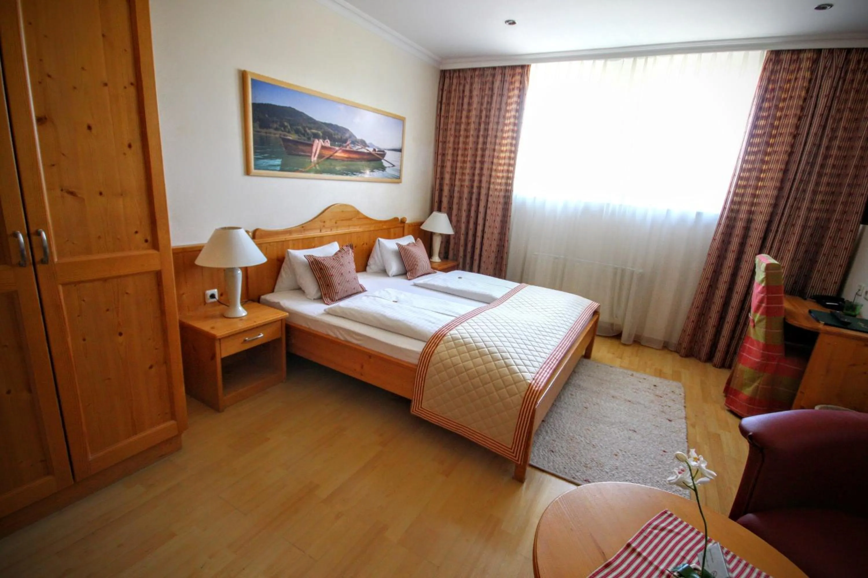 Photo of the whole room, Bed in Hotel Rösch