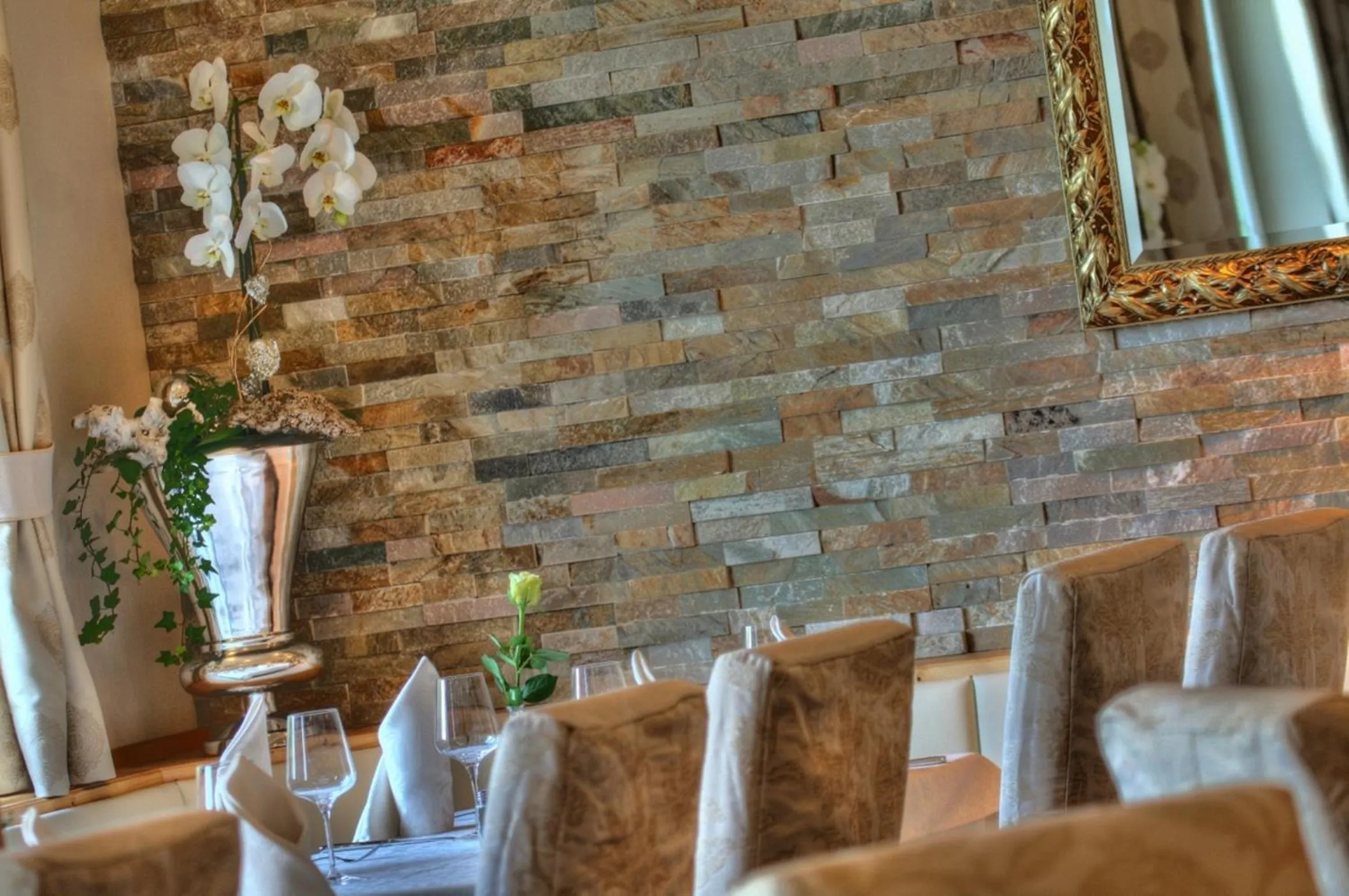 Restaurant/places to eat in Hotel Rösch