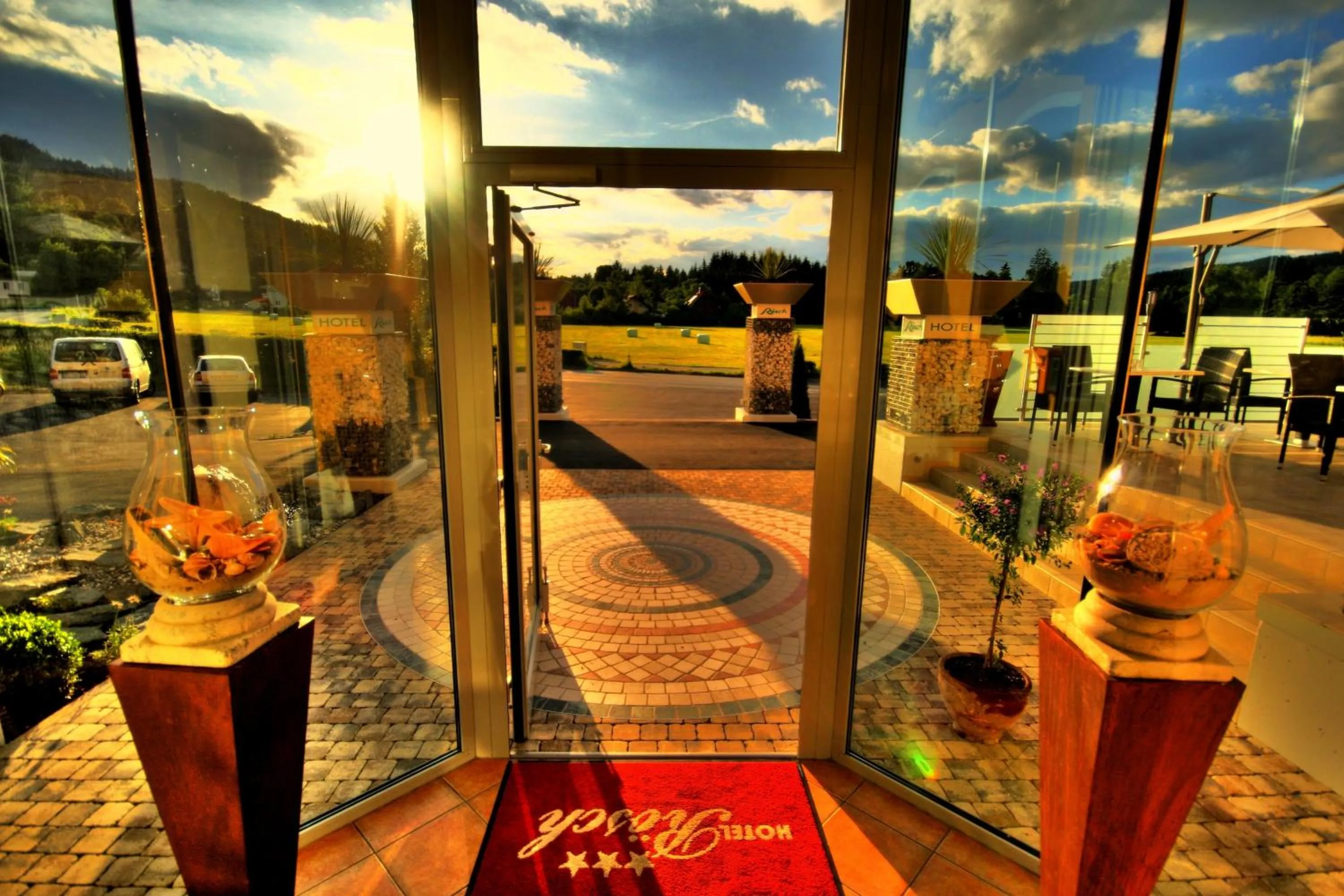 Facade/entrance in Hotel Rösch