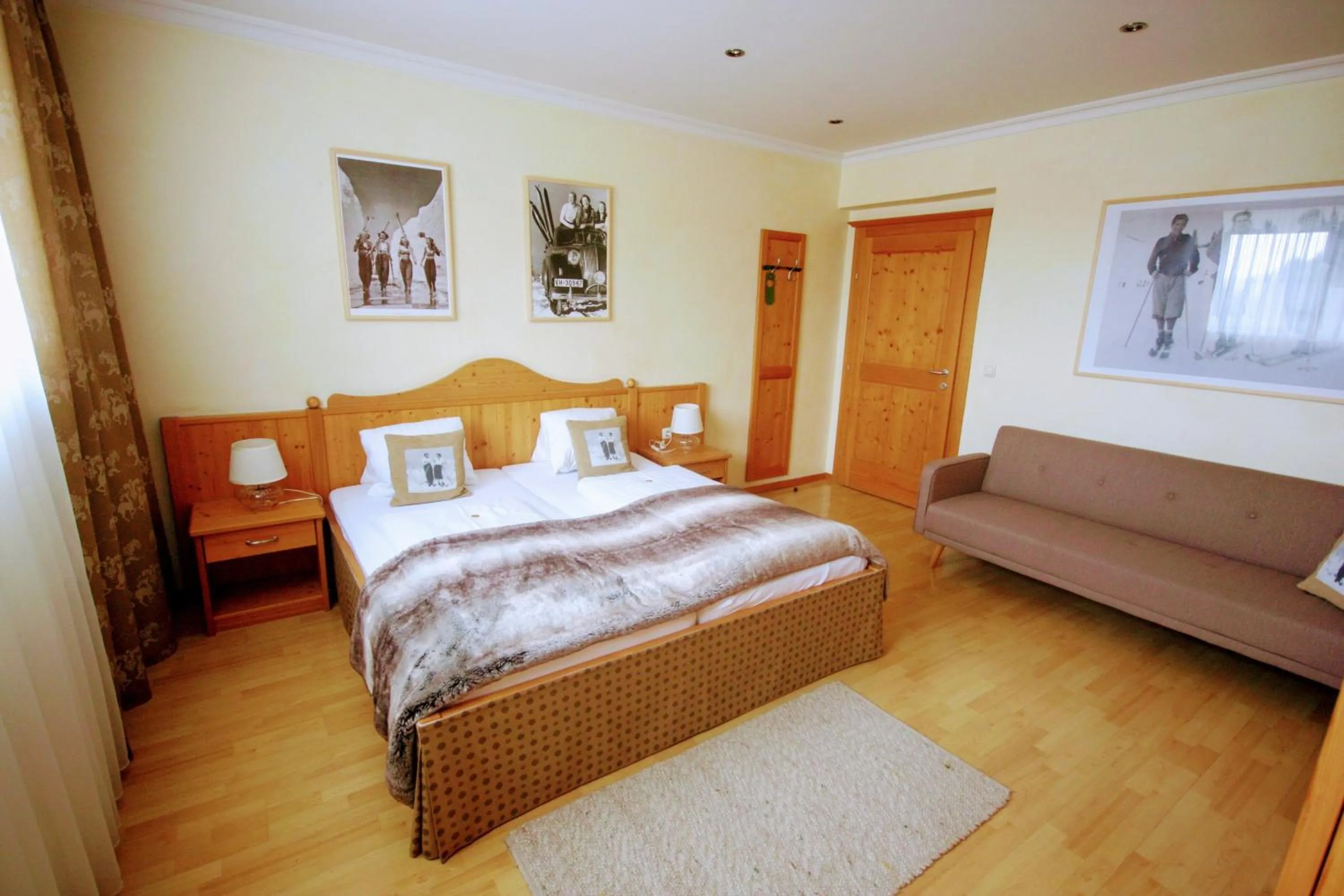 Decorative detail, Bed in Hotel Rösch