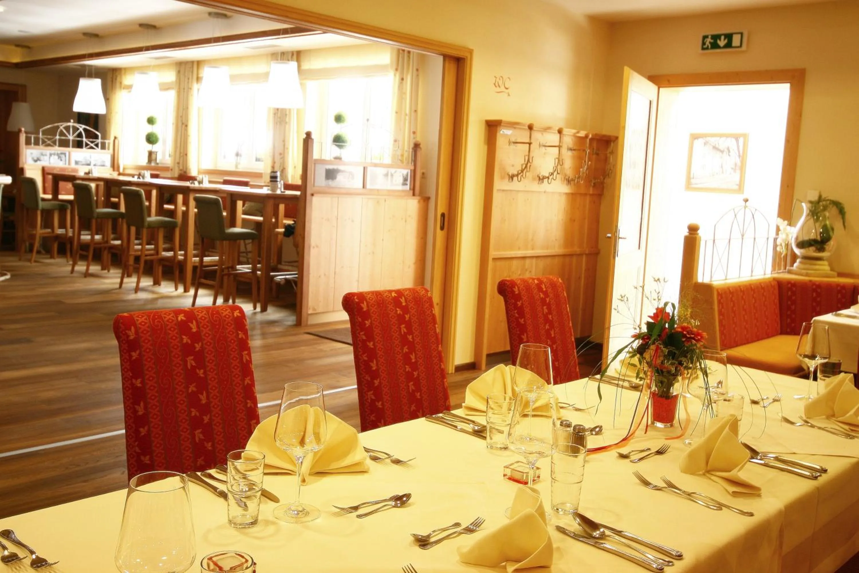 Restaurant/places to eat in Hotel Rösch