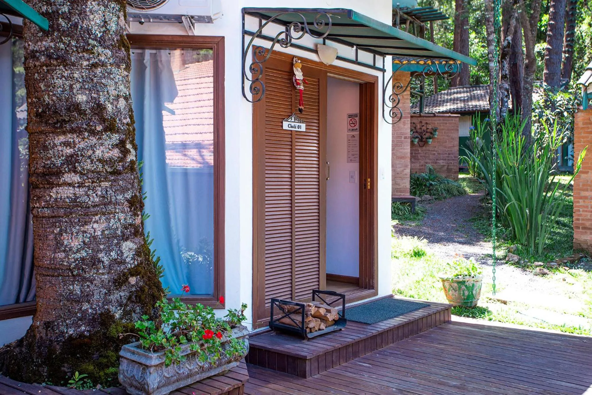Property building in Pousada Suiça Mineira Garden