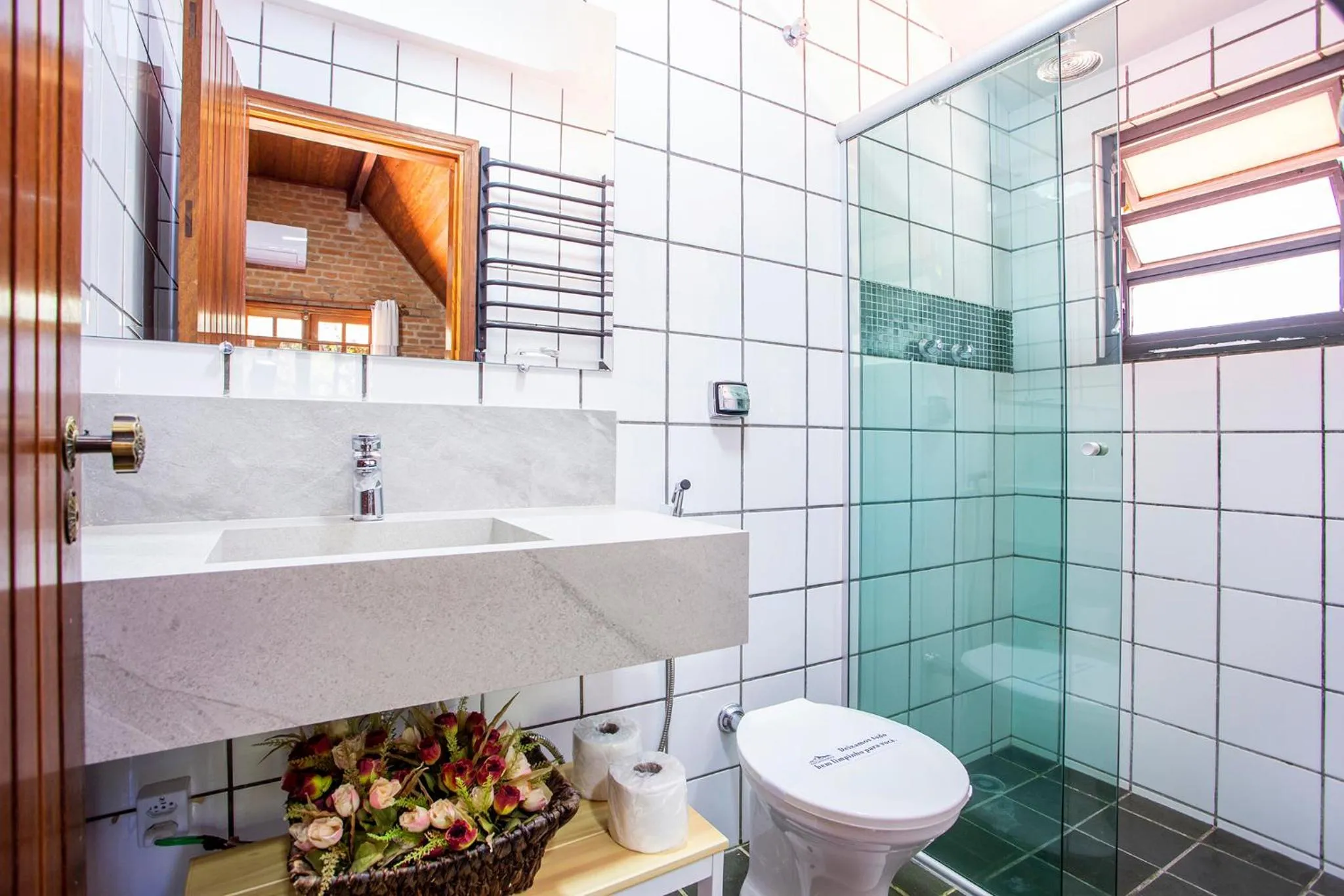 Bathroom in Pousada Suiça Mineira Garden