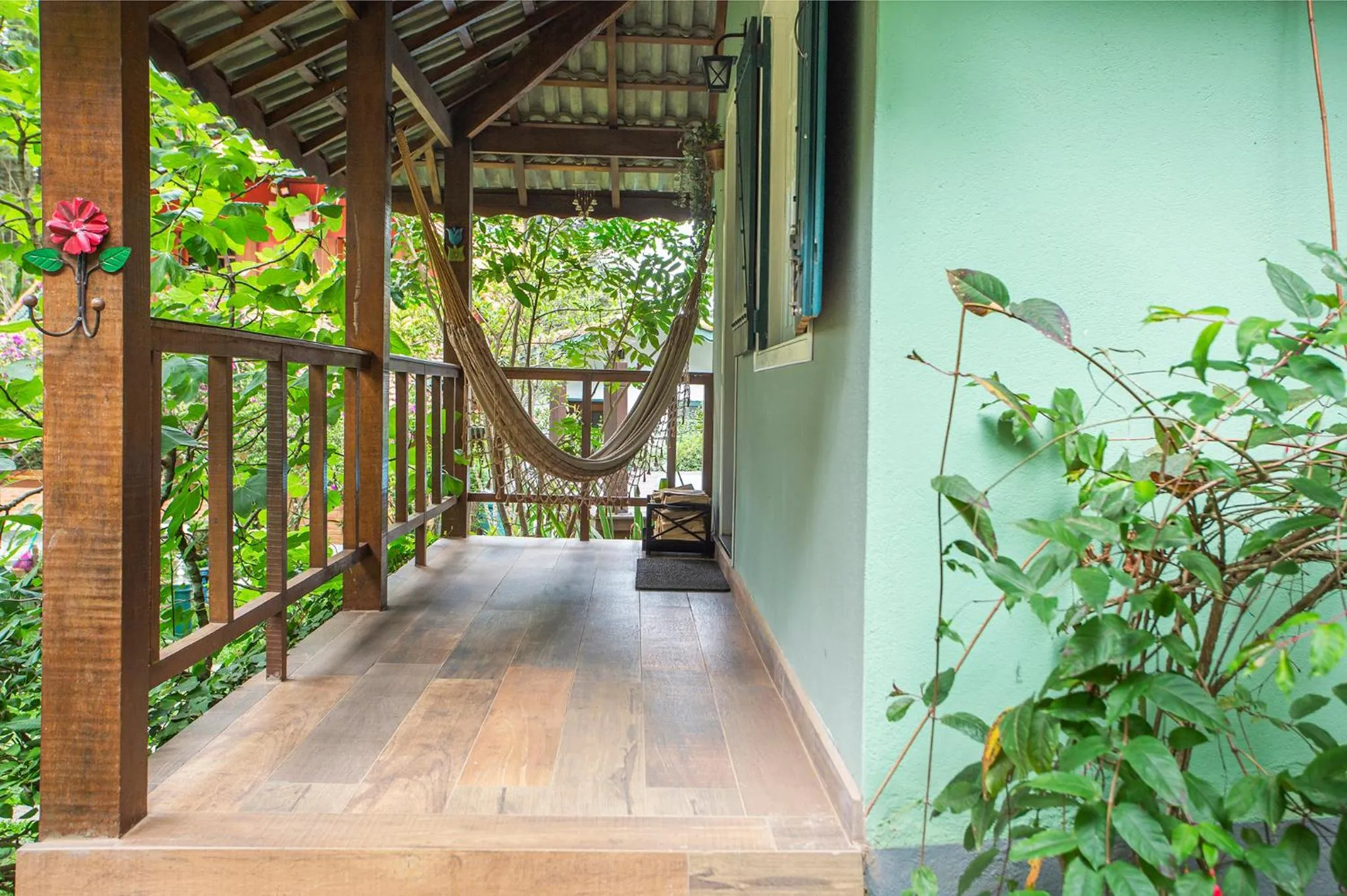 Balcony/Terrace in Pousada Suiça Mineira Garden