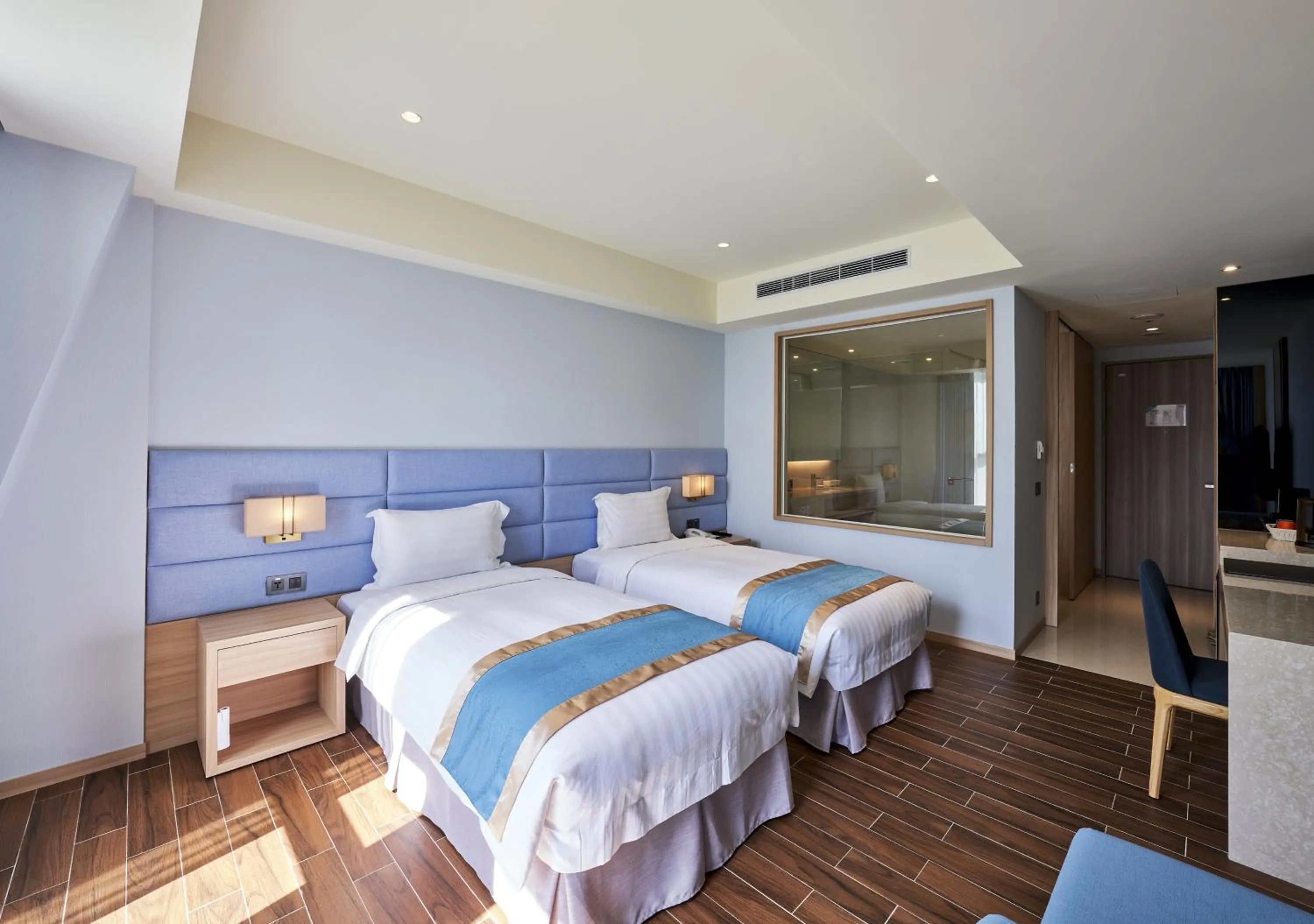 Bed in Lanyang Seaview Hotel