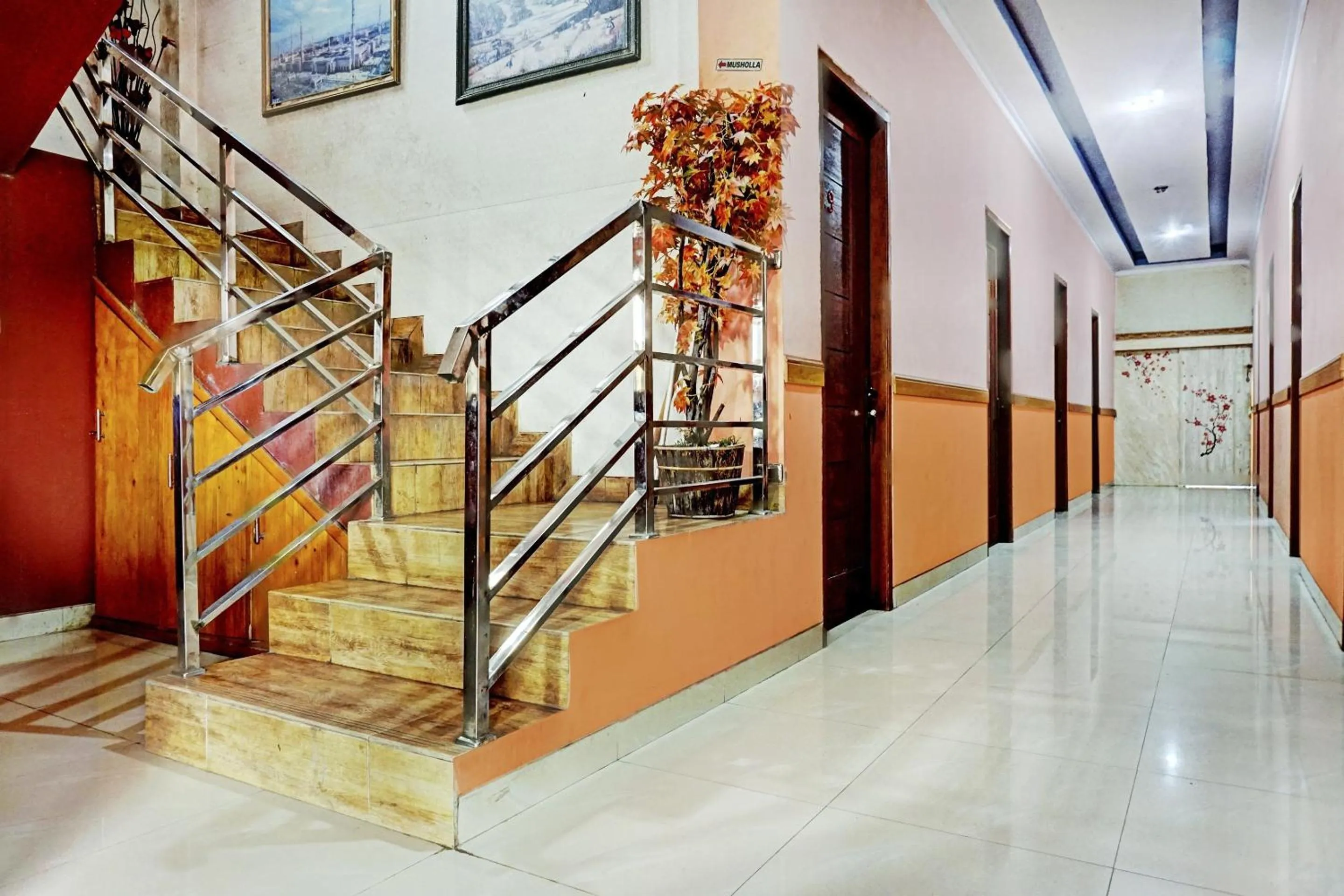 Lobby or reception in Hotel O Aliyah Syariah