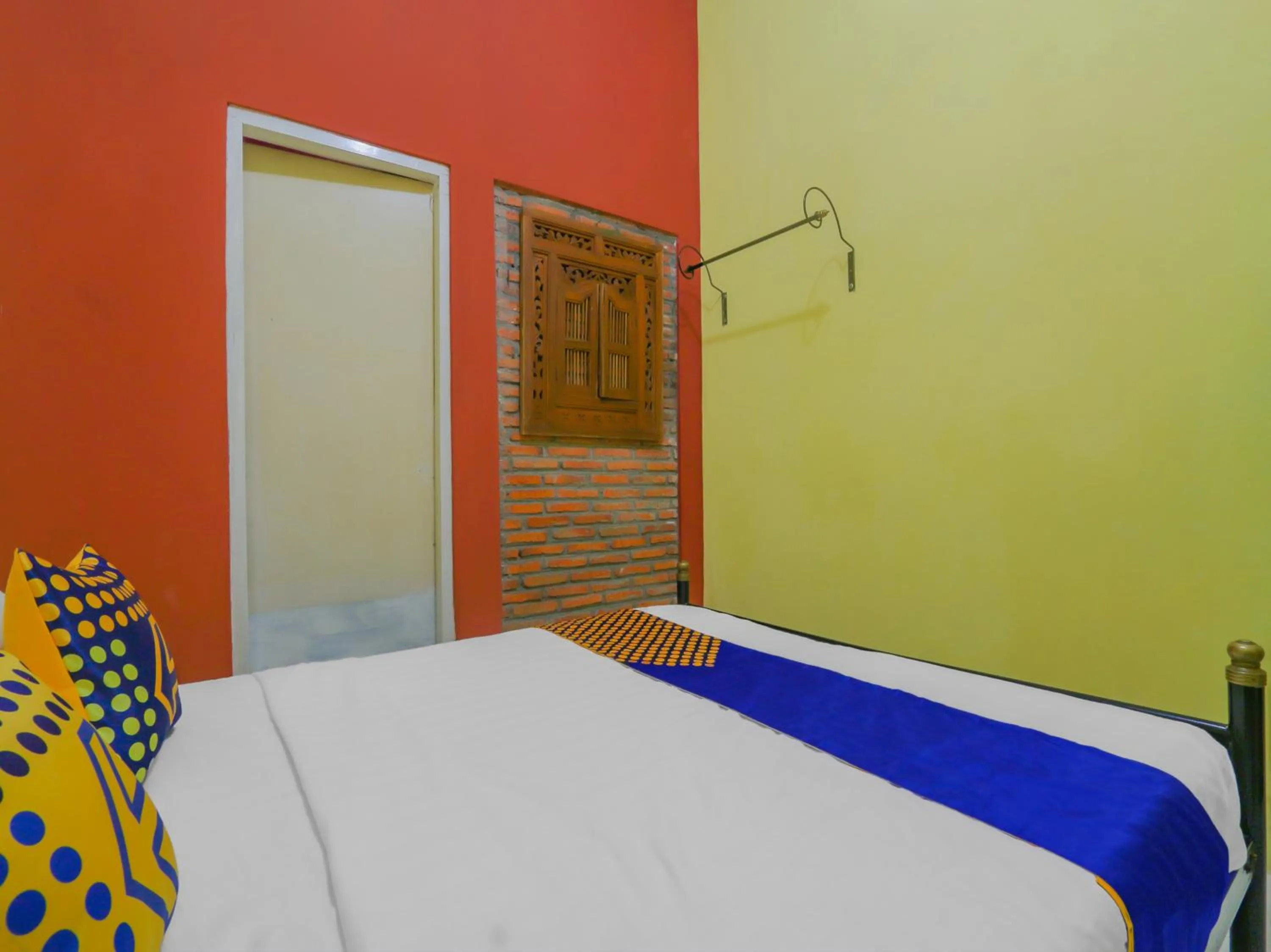 Bedroom in SPOT ON 90272 Istana Griya 1 Hotel