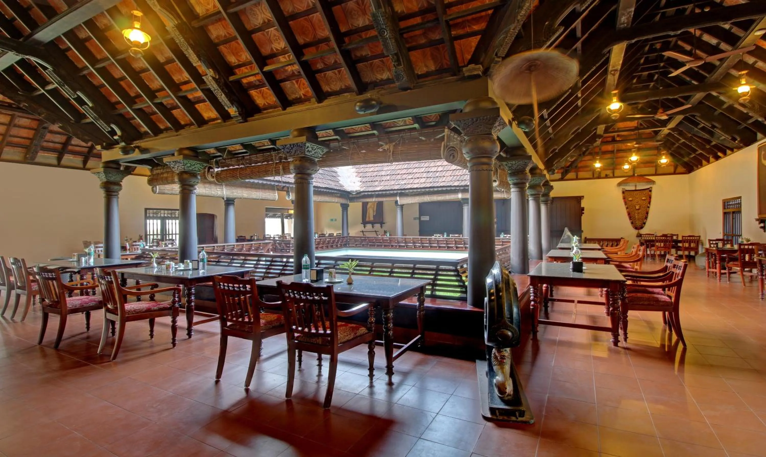 Restaurant/places to eat in Treebo Premium Travancore Palace Cherthala