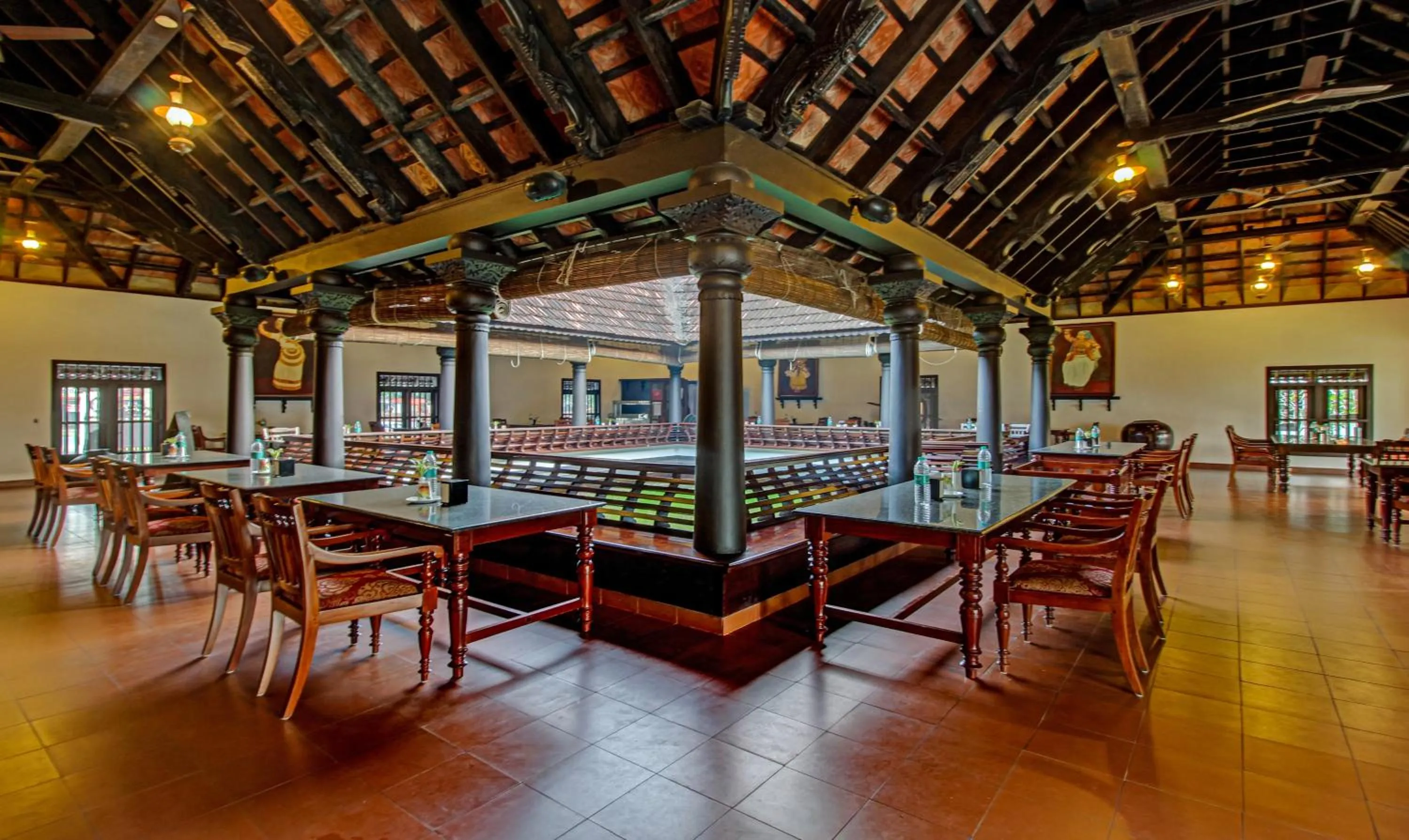 Restaurant/places to eat in Treebo Premium Travancore Palace Cherthala