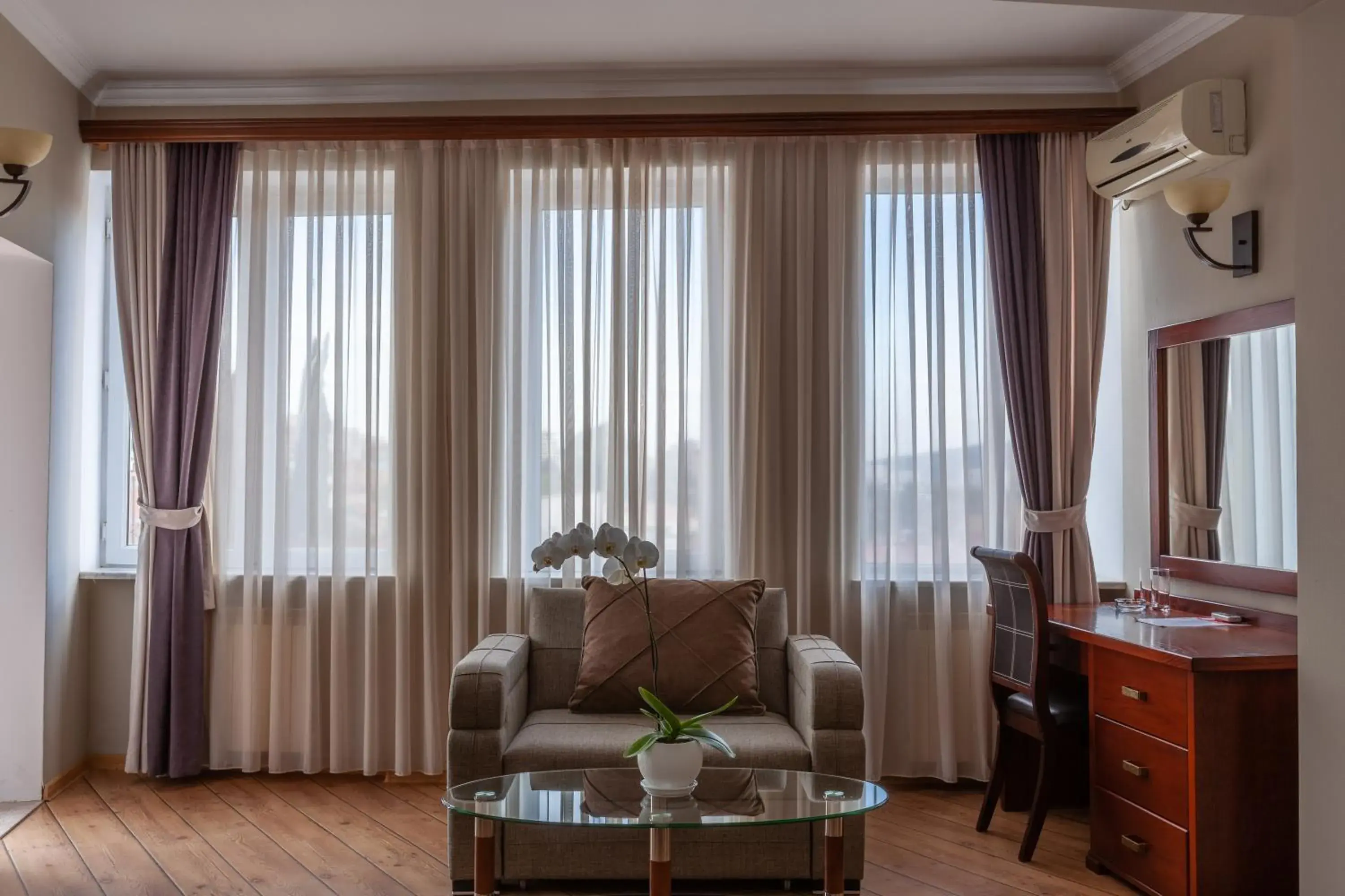 Comfort Junior Suite in Penthouse Hotel Comfort Junior Suite in Penthouse Hotel