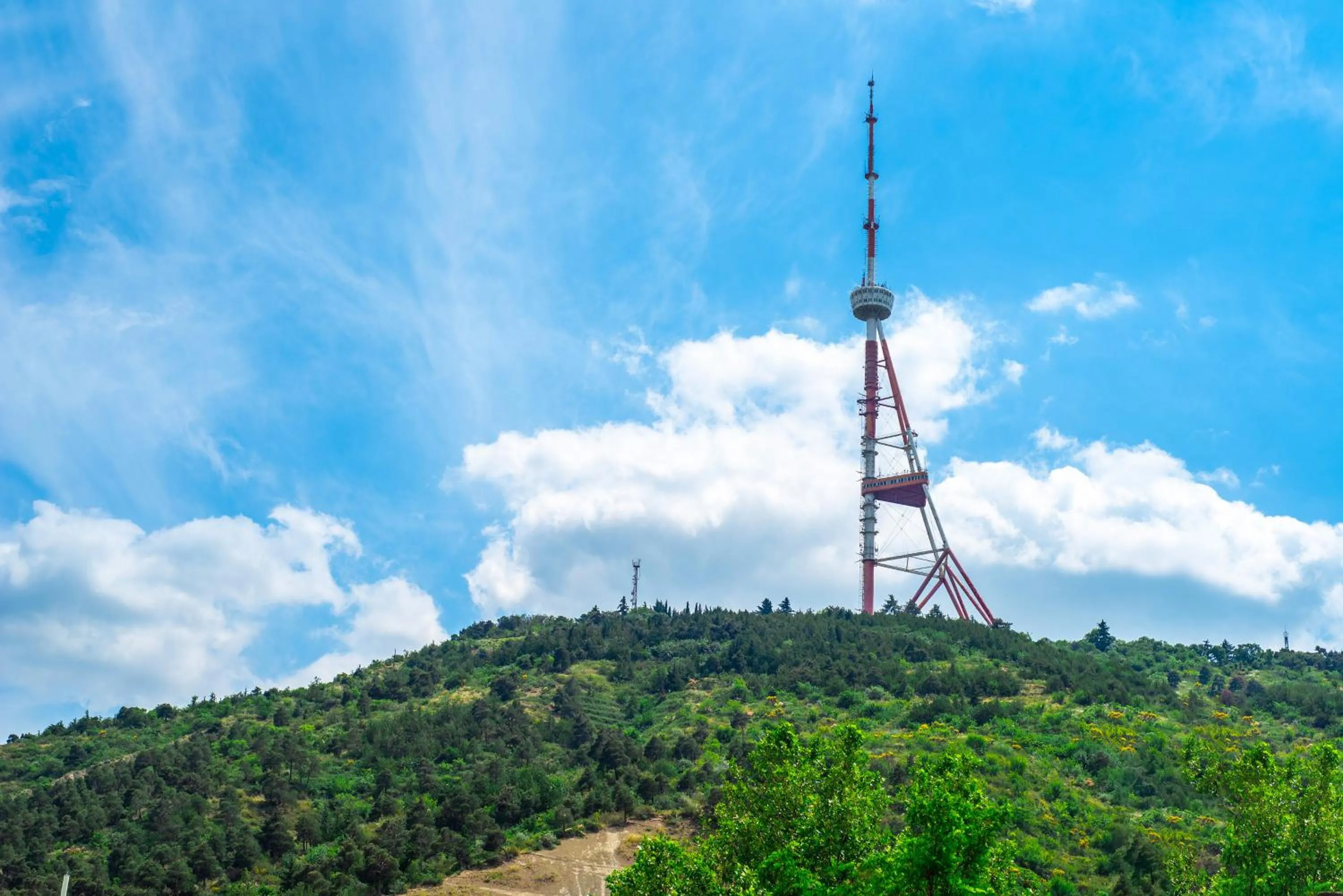 Property building in Lowell Hotel