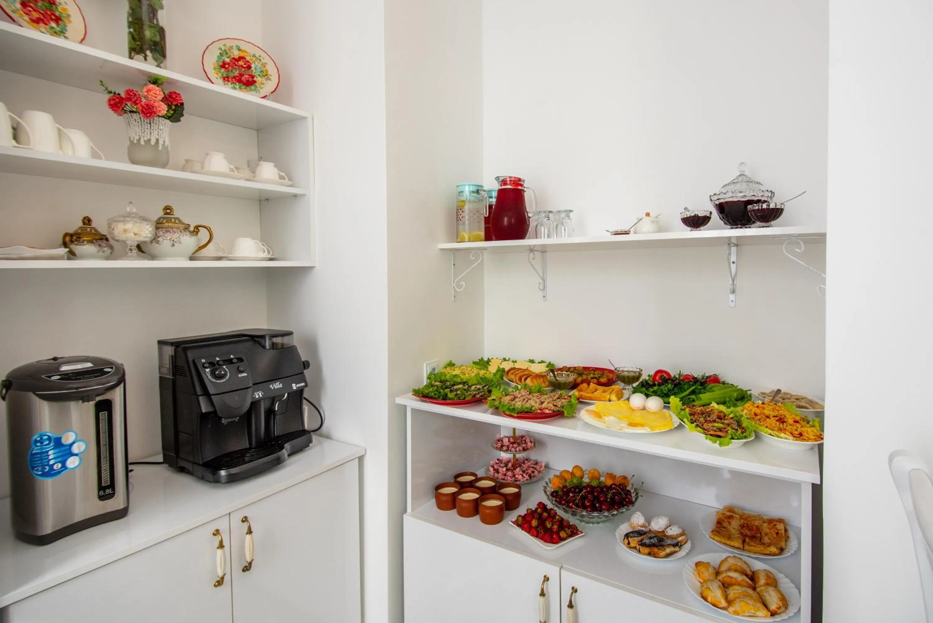 Breakfast in Lowell Hotel