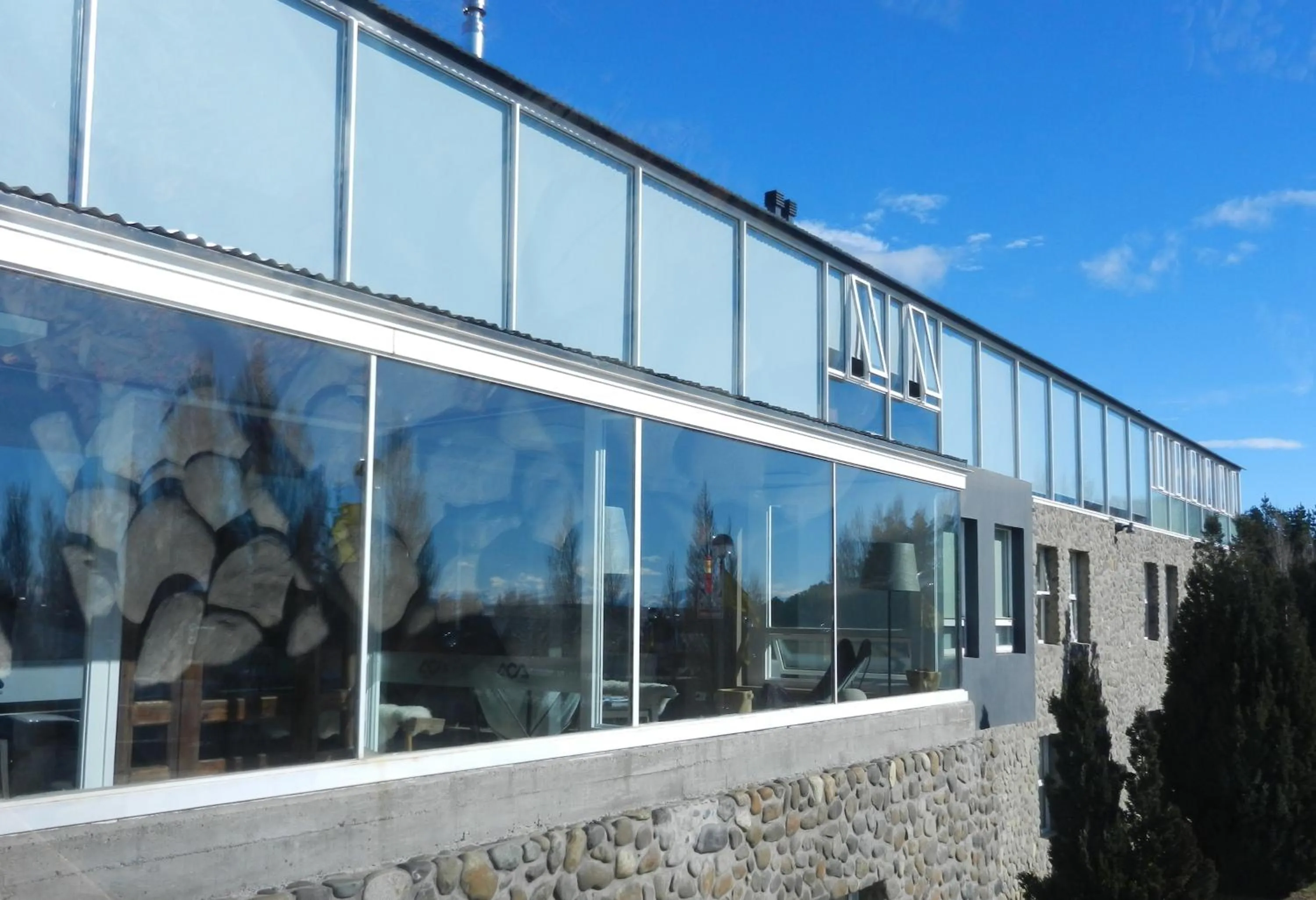 Facade/entrance in Hotel ACA El Calafate