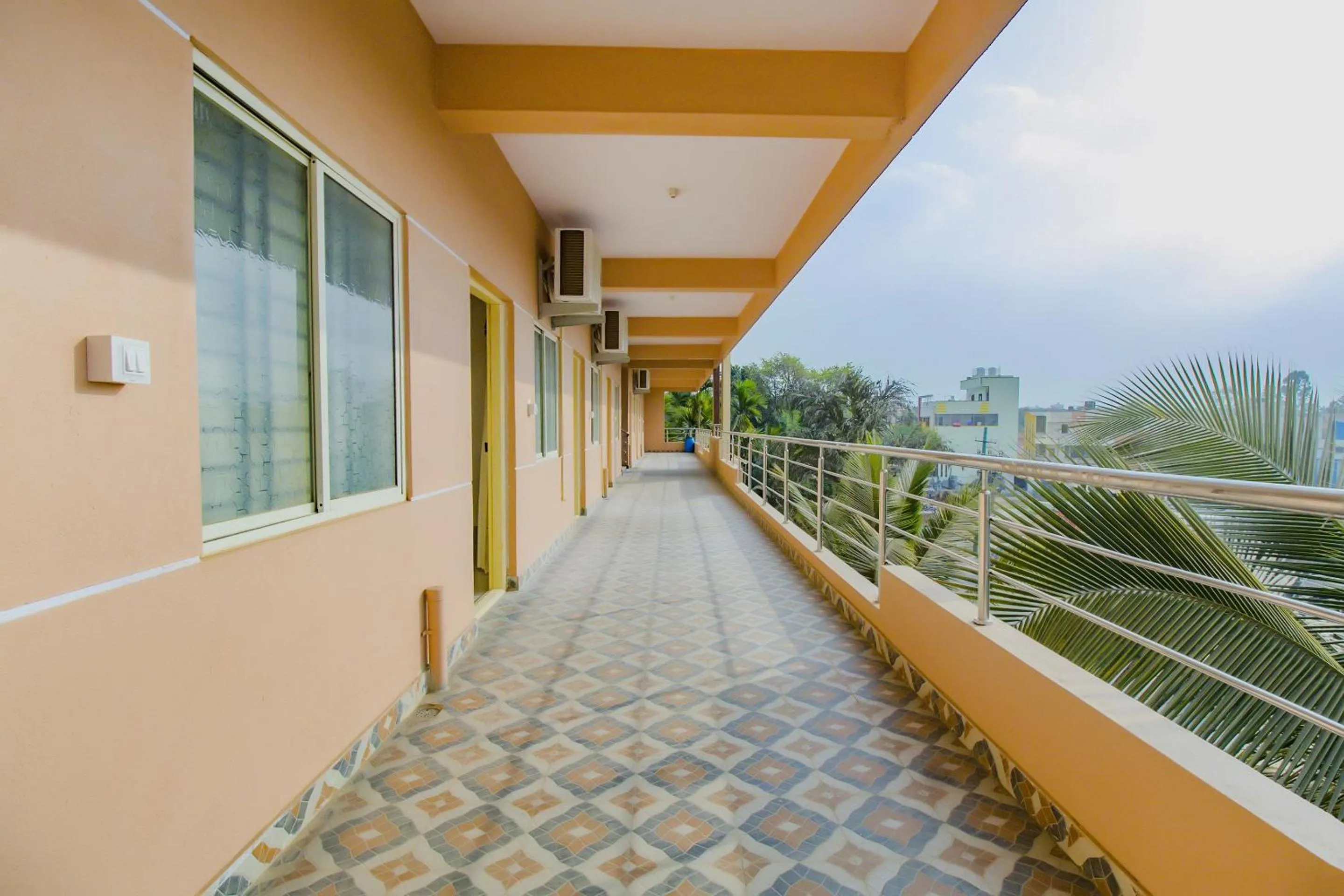 Lobby or reception in Hotel O P N K Suites