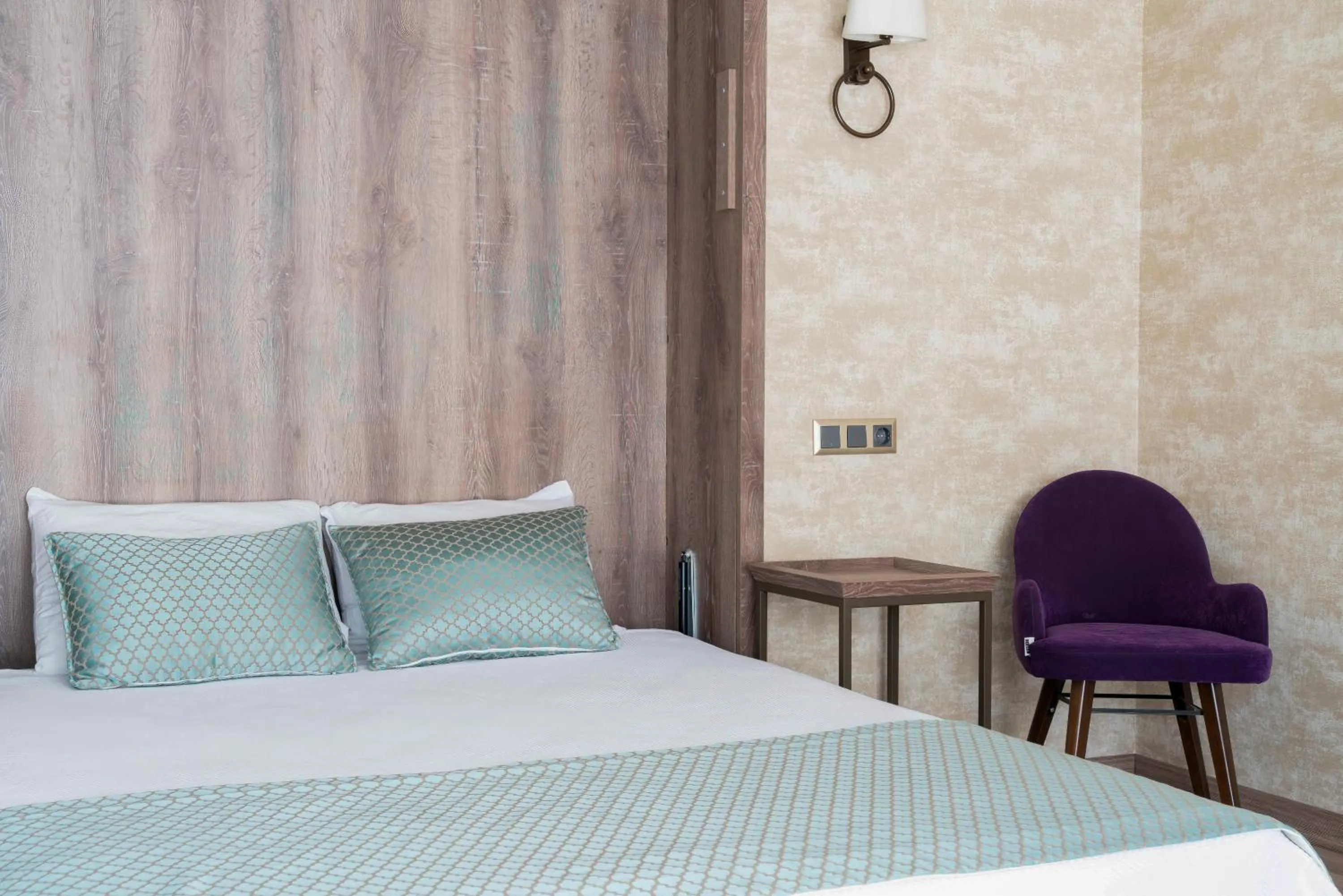 Bed in Castle Franco Suites