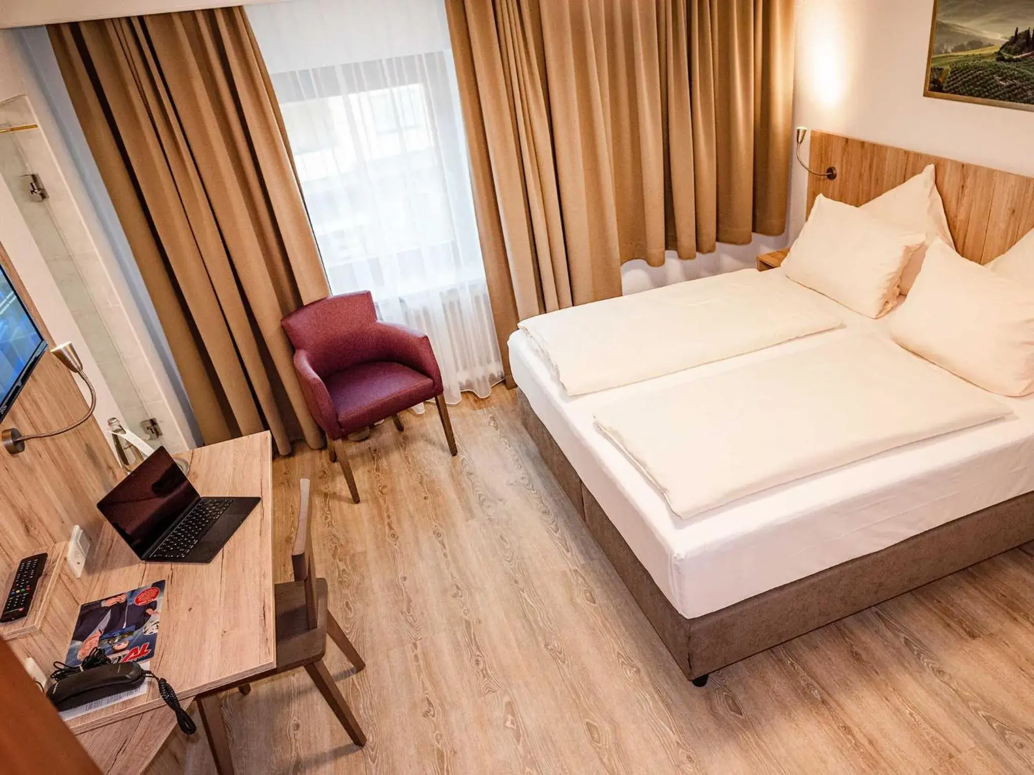 Standard Double Room in Gasthof Neuwirt Standard Double Room in Gasthof Neuwirt