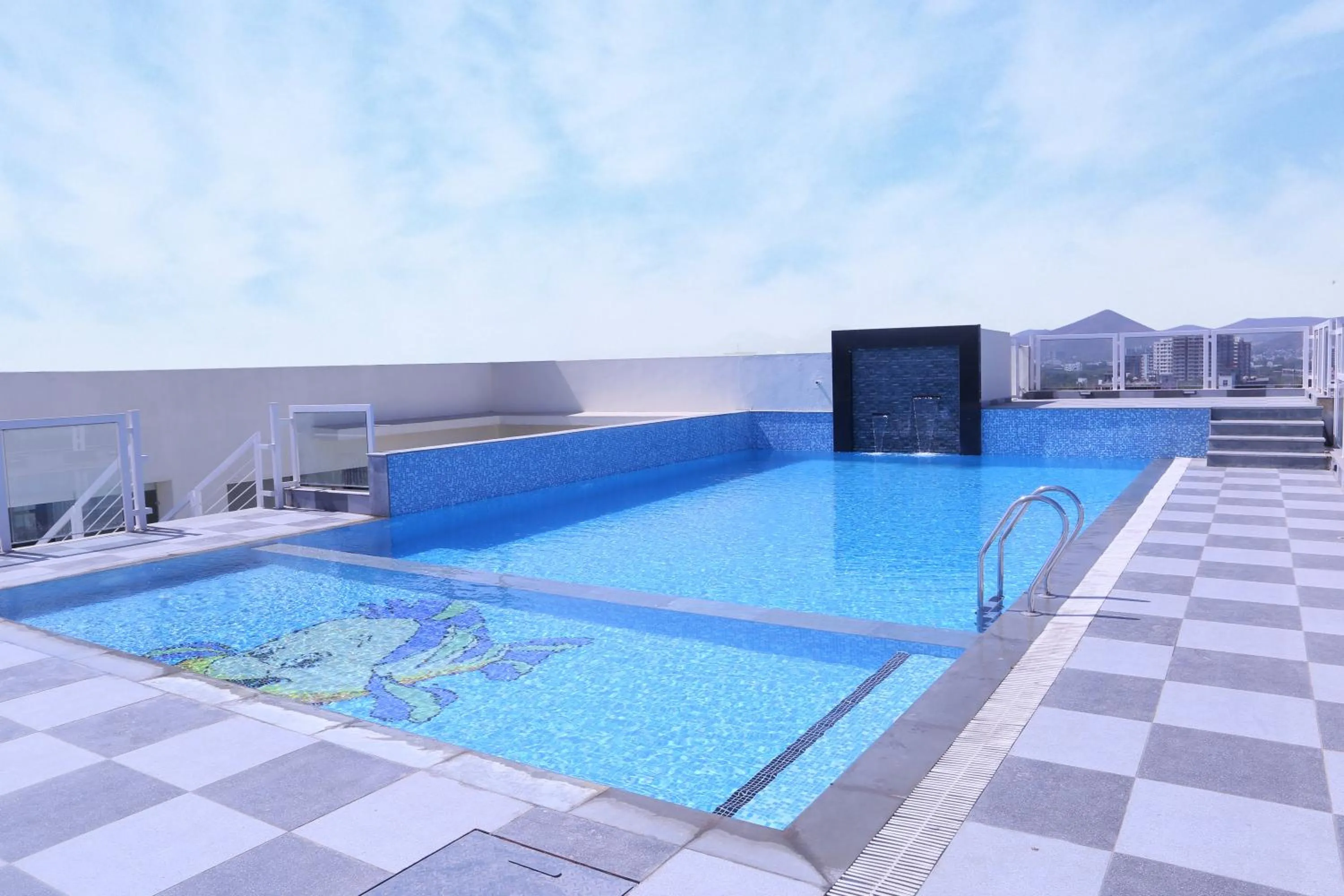 Swimming pool in Hotel khumani By Hills N Dunes