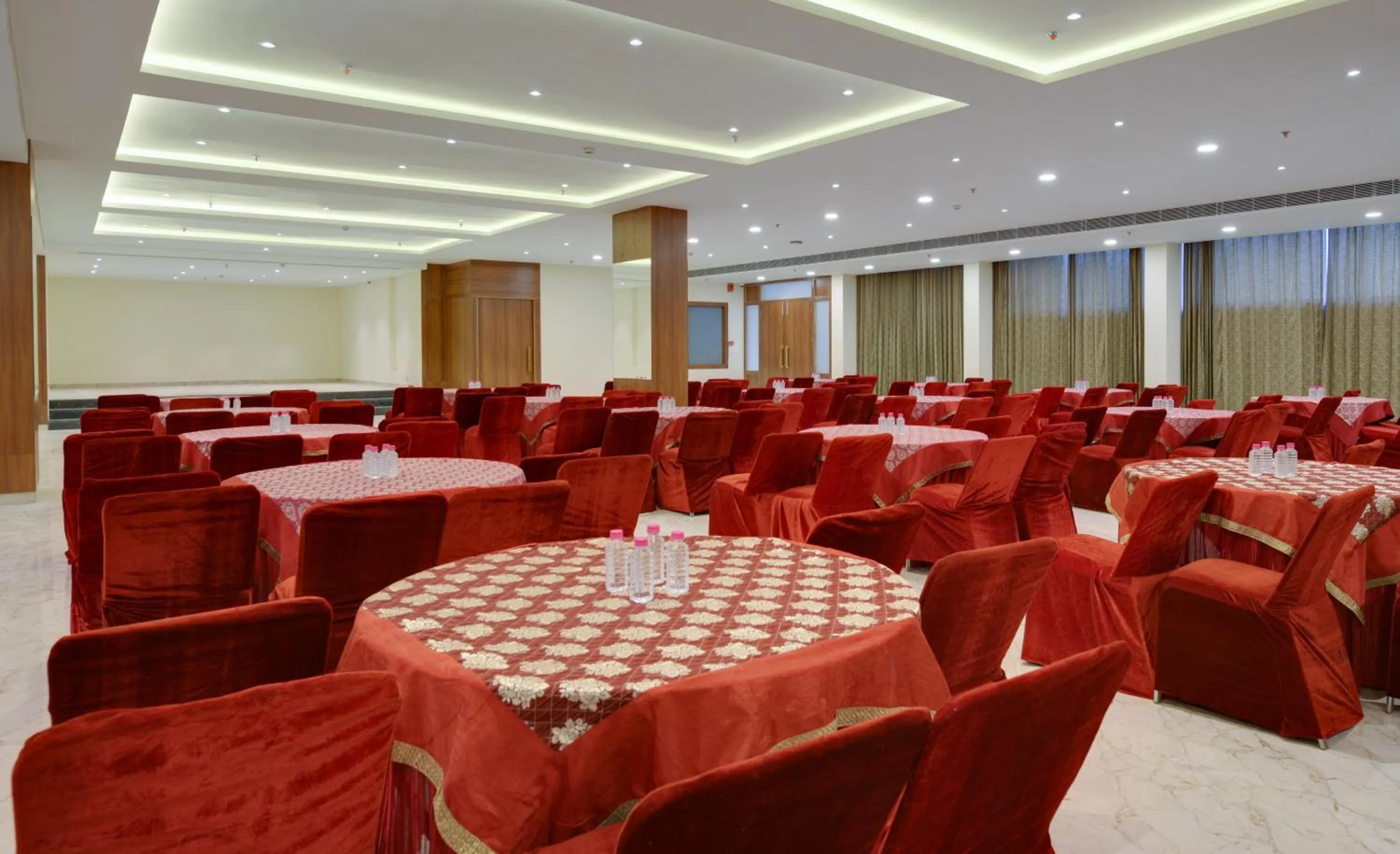Meeting/conference room in Hotel khumani By Hills N Dunes