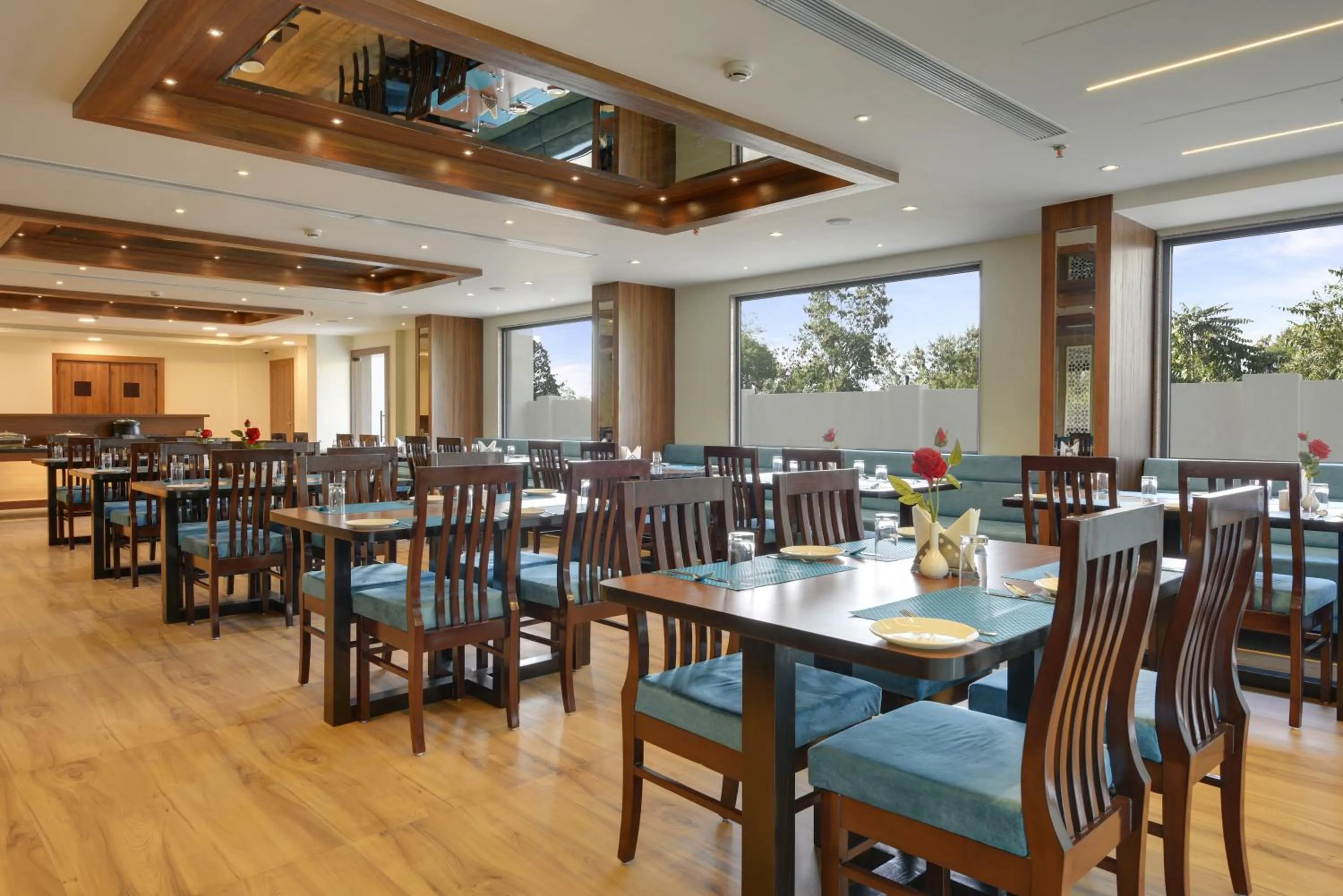 Restaurant/places to eat in Hotel khumani By Hills N Dunes