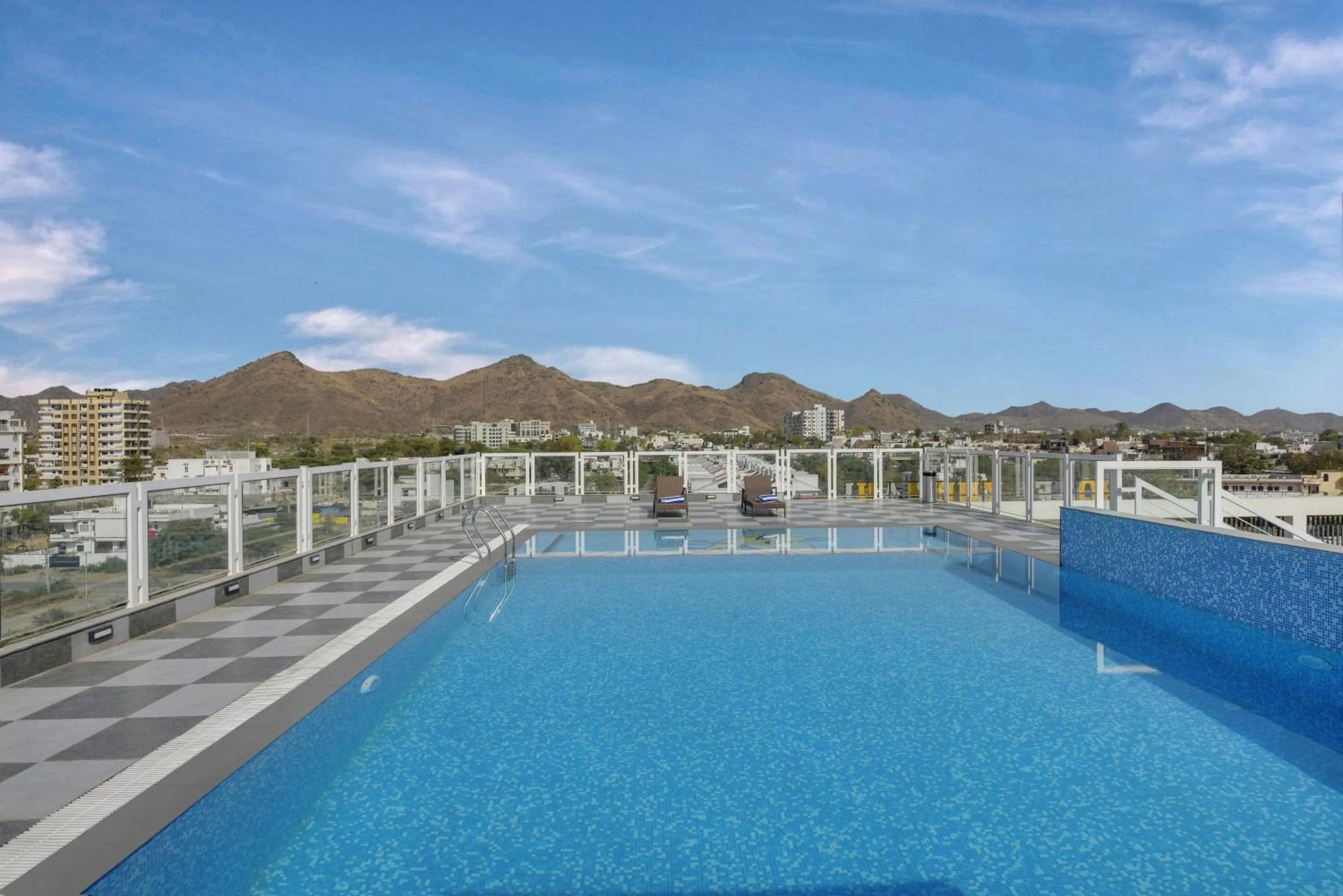 Swimming pool in Hotel khumani By Hills N Dunes