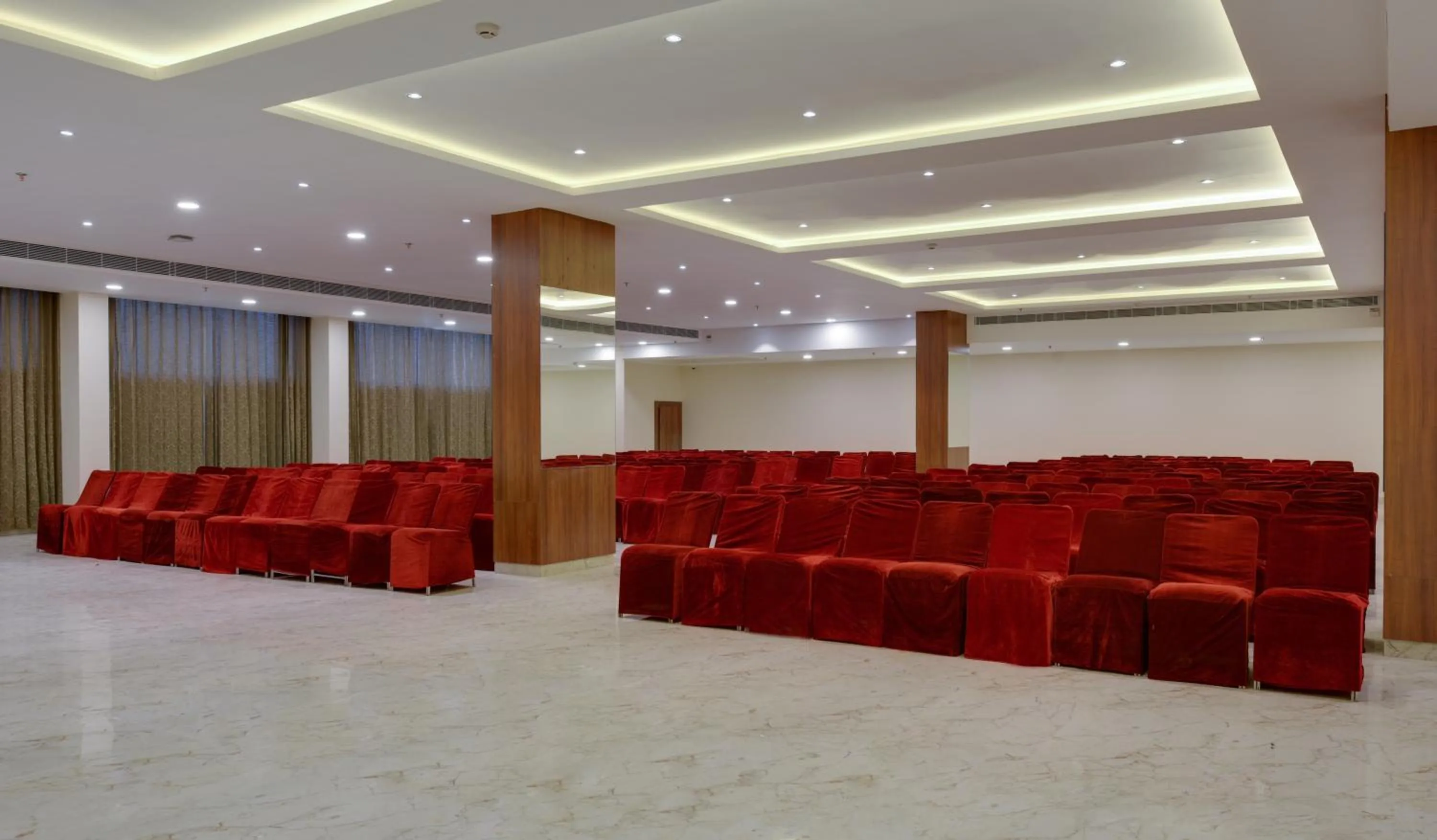 Meeting/conference room in Hotel khumani By Hills N Dunes
