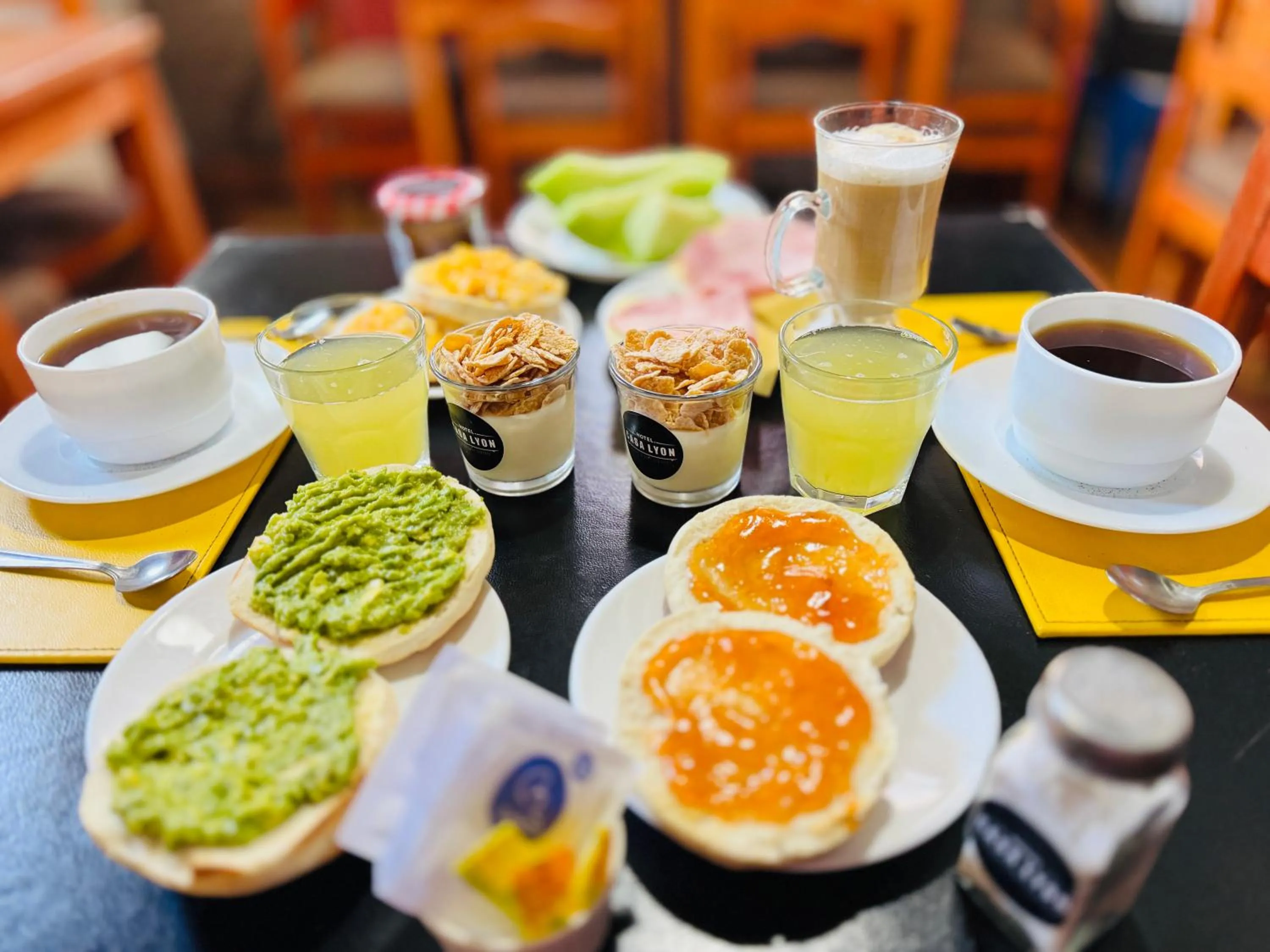 Breakfast in Hotel Casa Lyon
