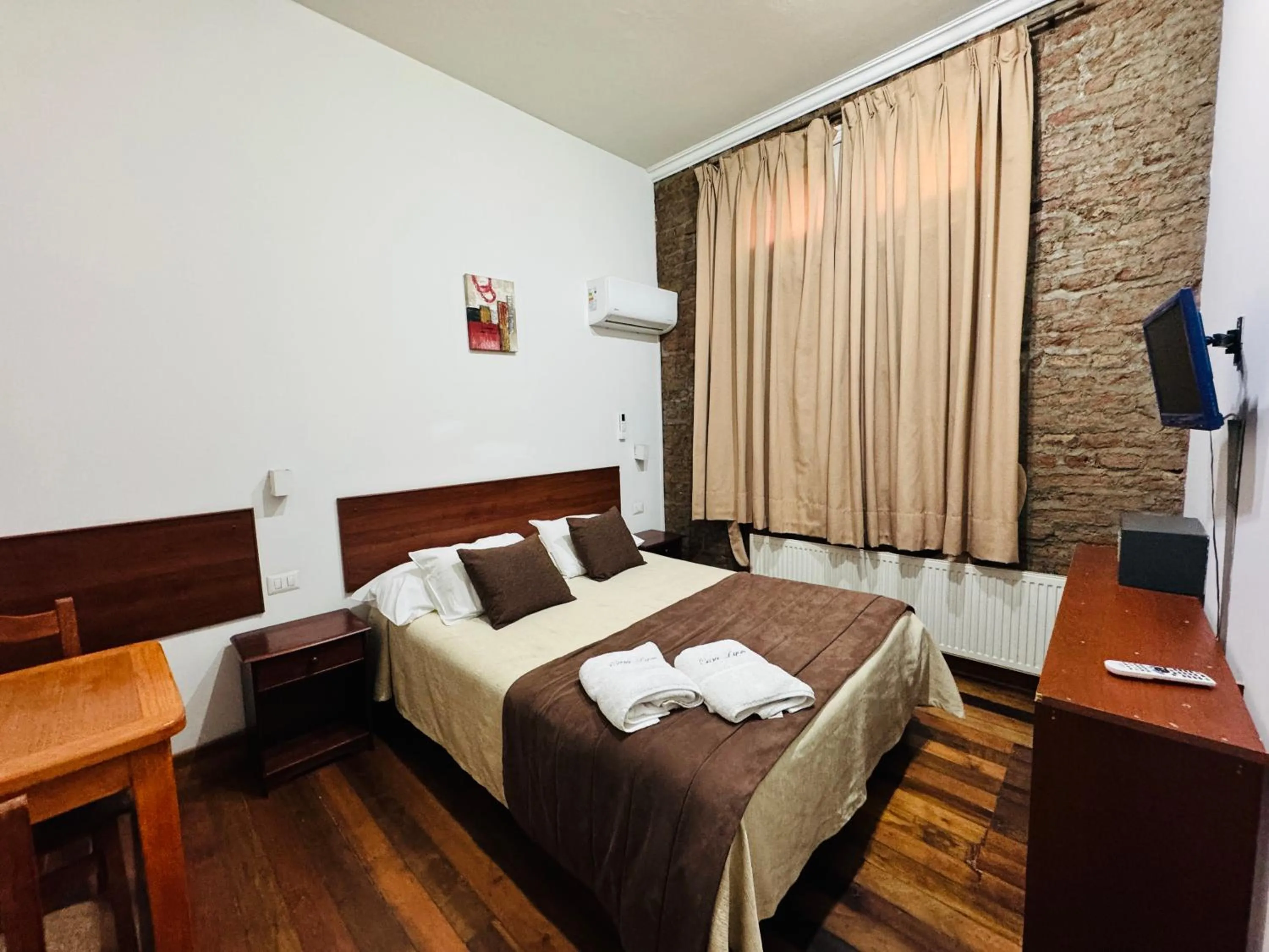 Bedroom, Bed in Hotel Casa Lyon