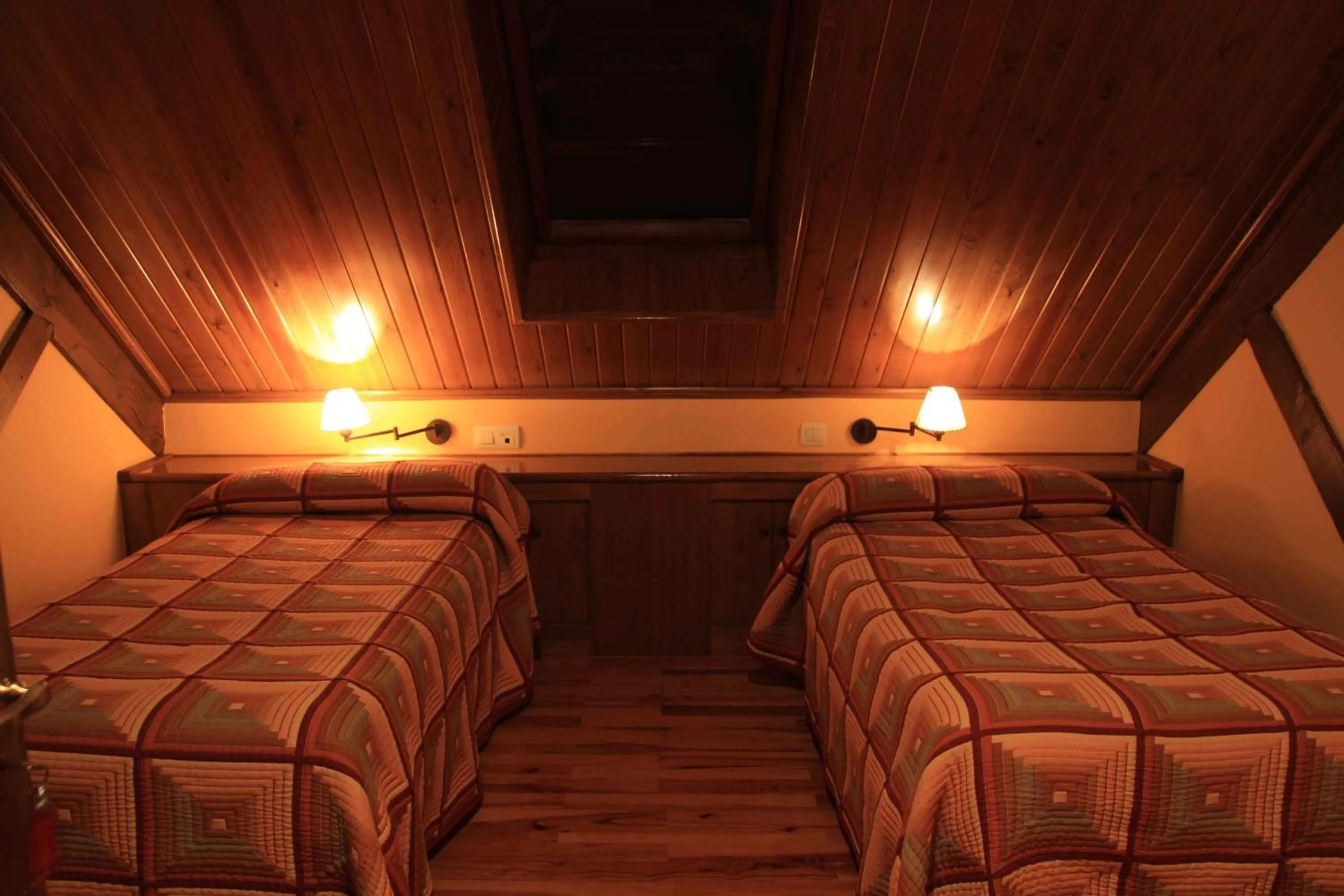 Bed in Hotel, Bungalows y Camping Viu