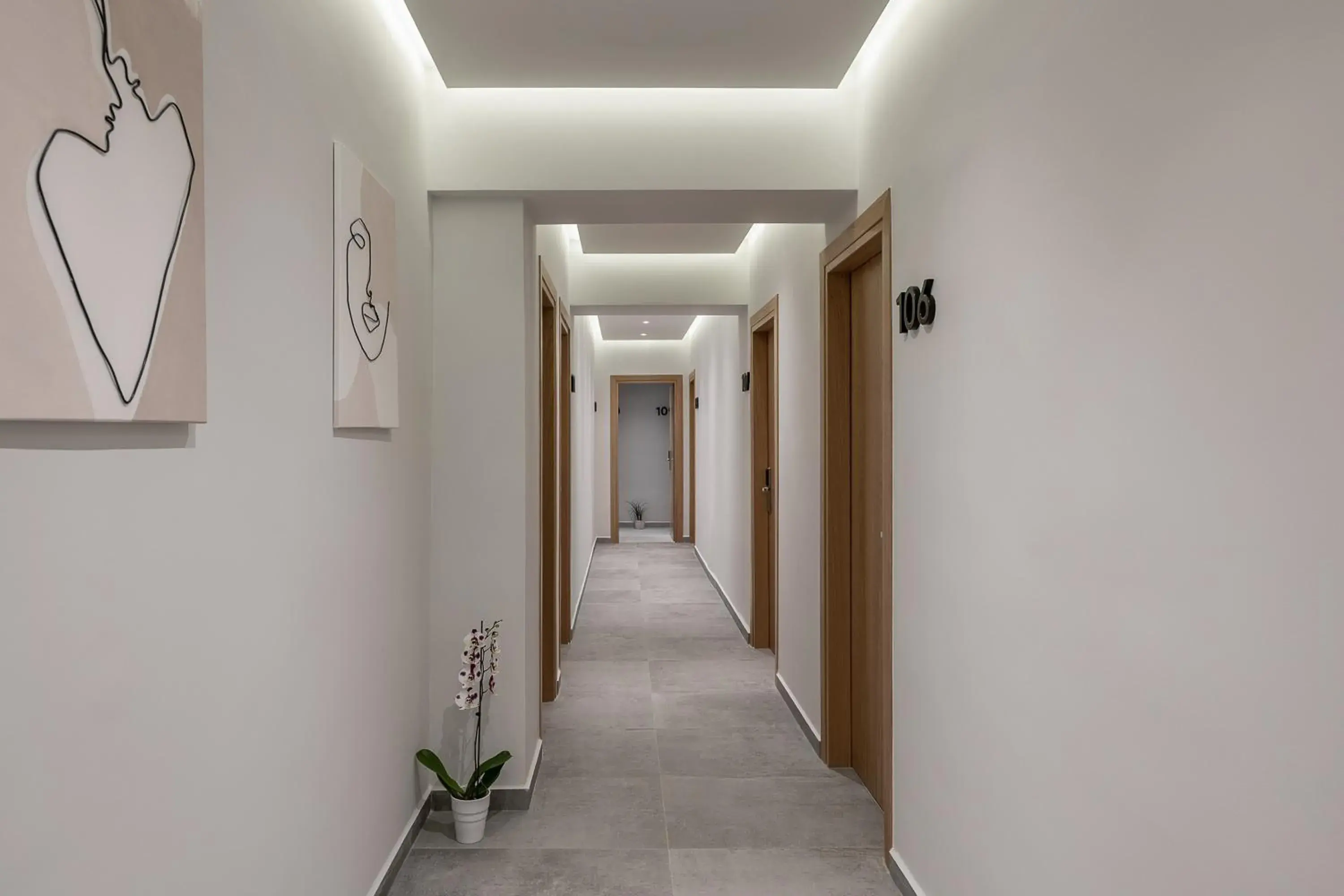 Property building in Morum City Hotel Chania Property building in Morum City Hotel Chania