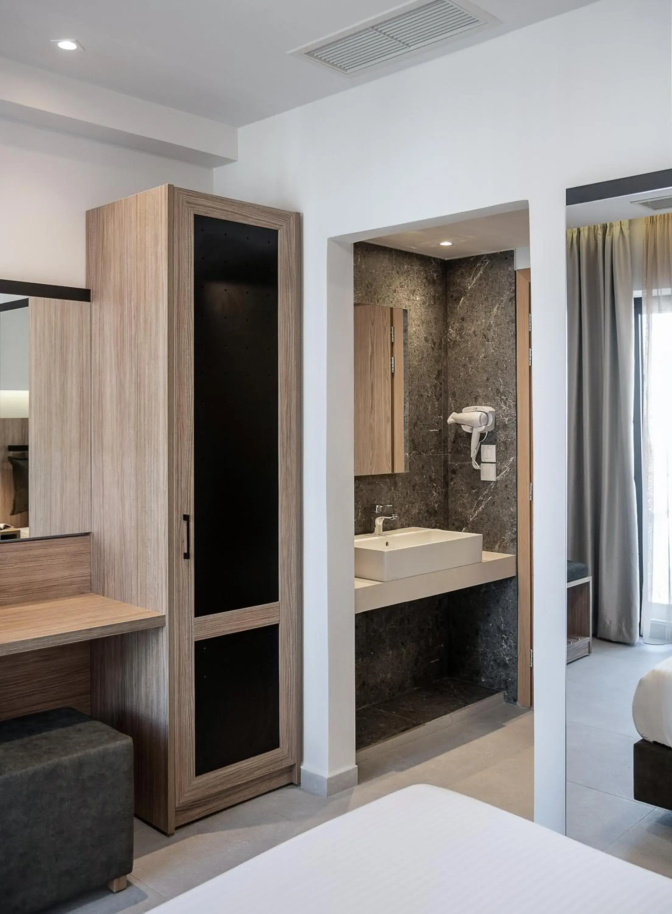 Bed in Morum City Hotel Chania Bed in Morum City Hotel Chania