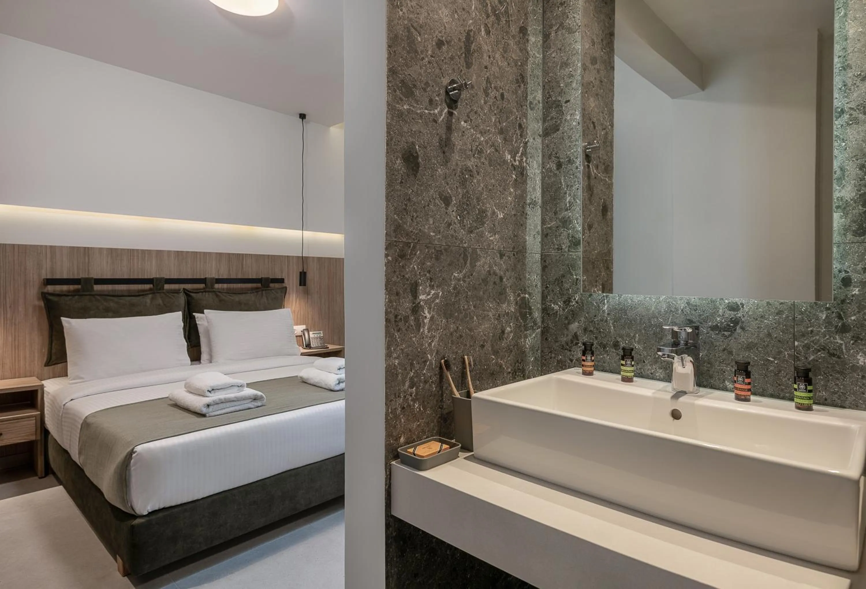 Bed in Morum City Hotel Chania