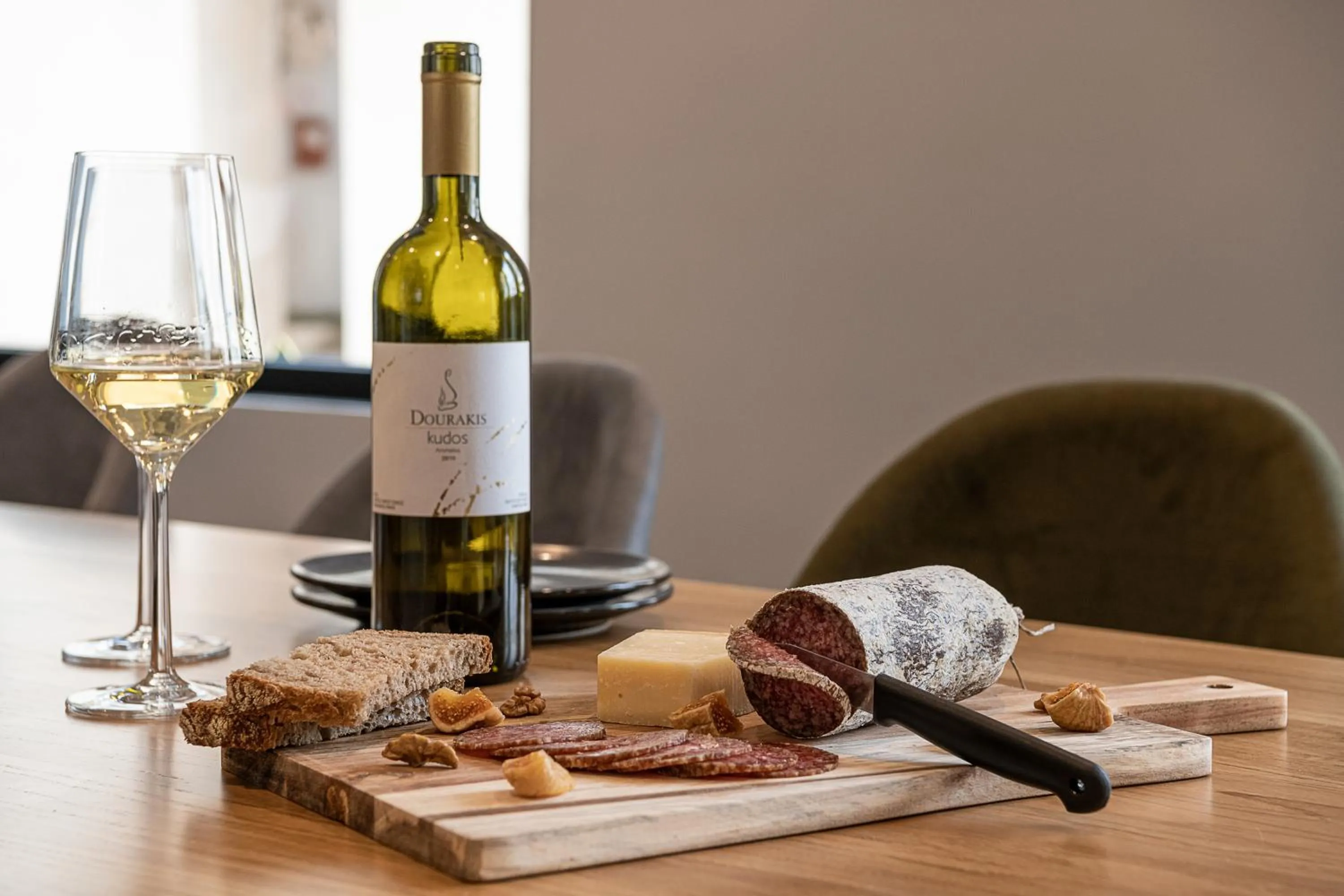 Restaurant/places to eat in Morum City Hotel Chania