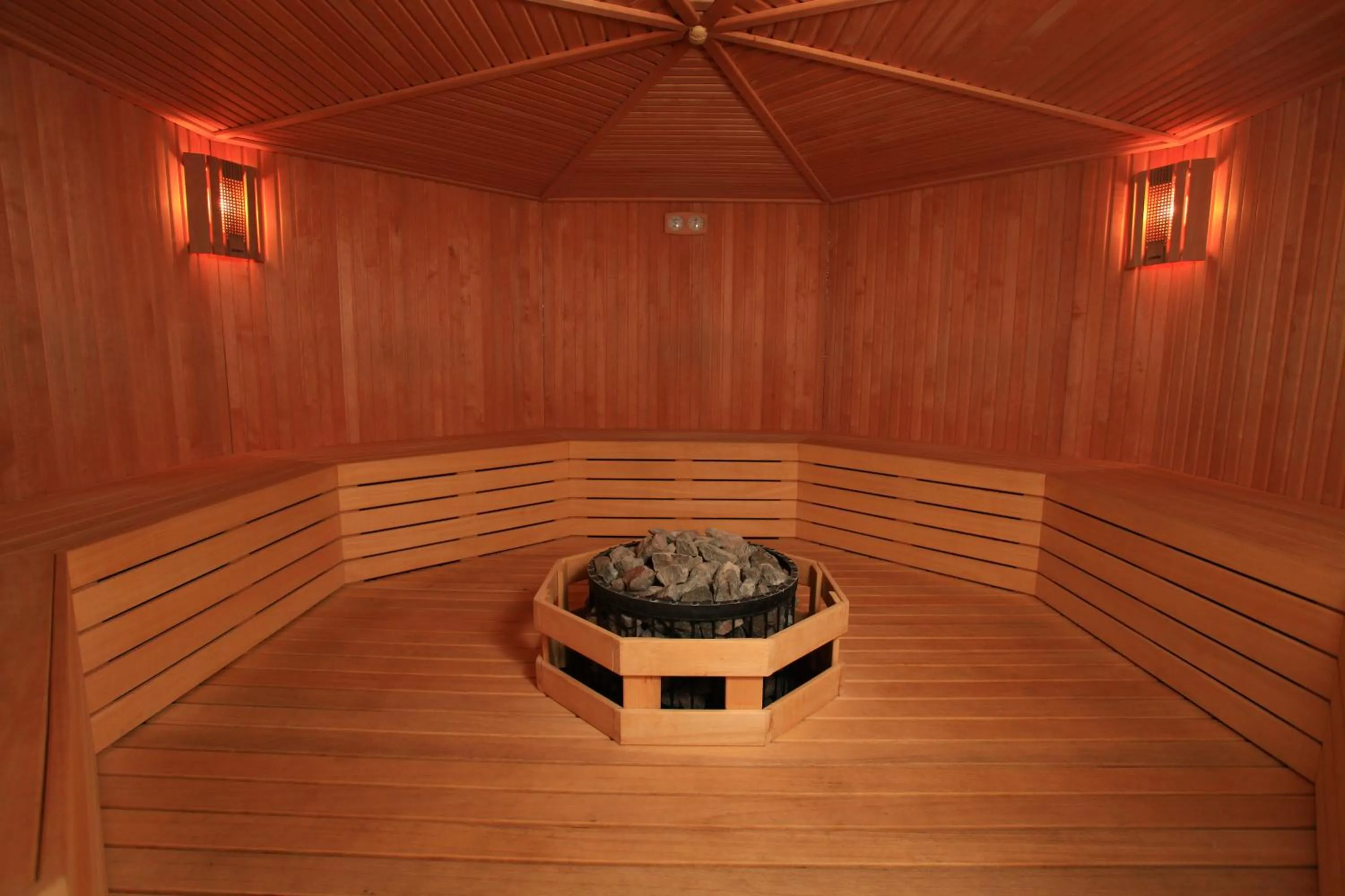 Sauna in Grand M Hotel