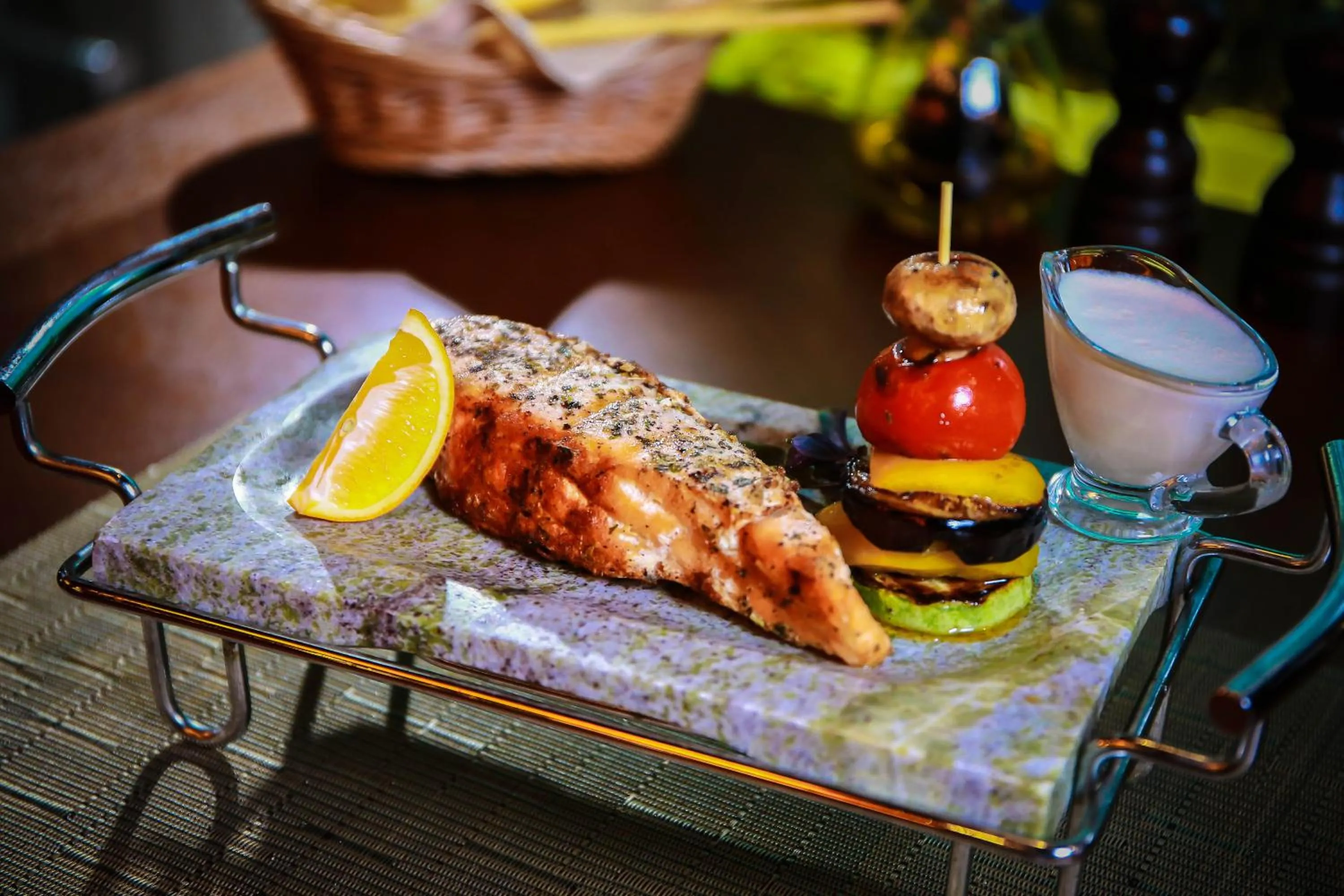 Restaurant/places to eat in Grand M Hotel