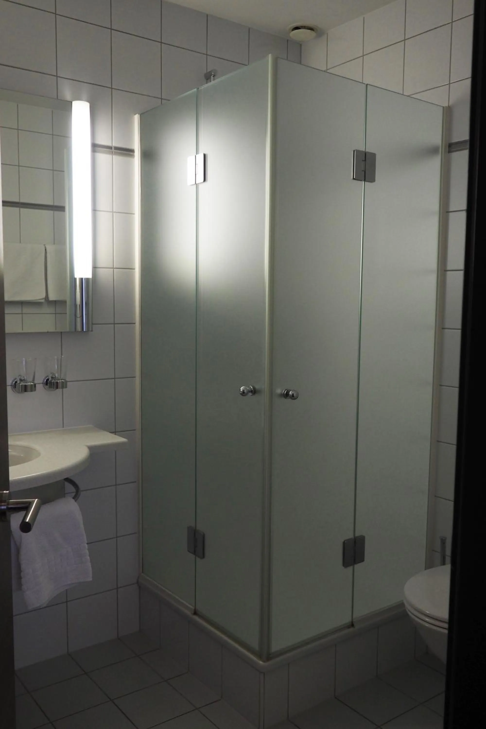 Shower in Hotel Restaurant Rössle