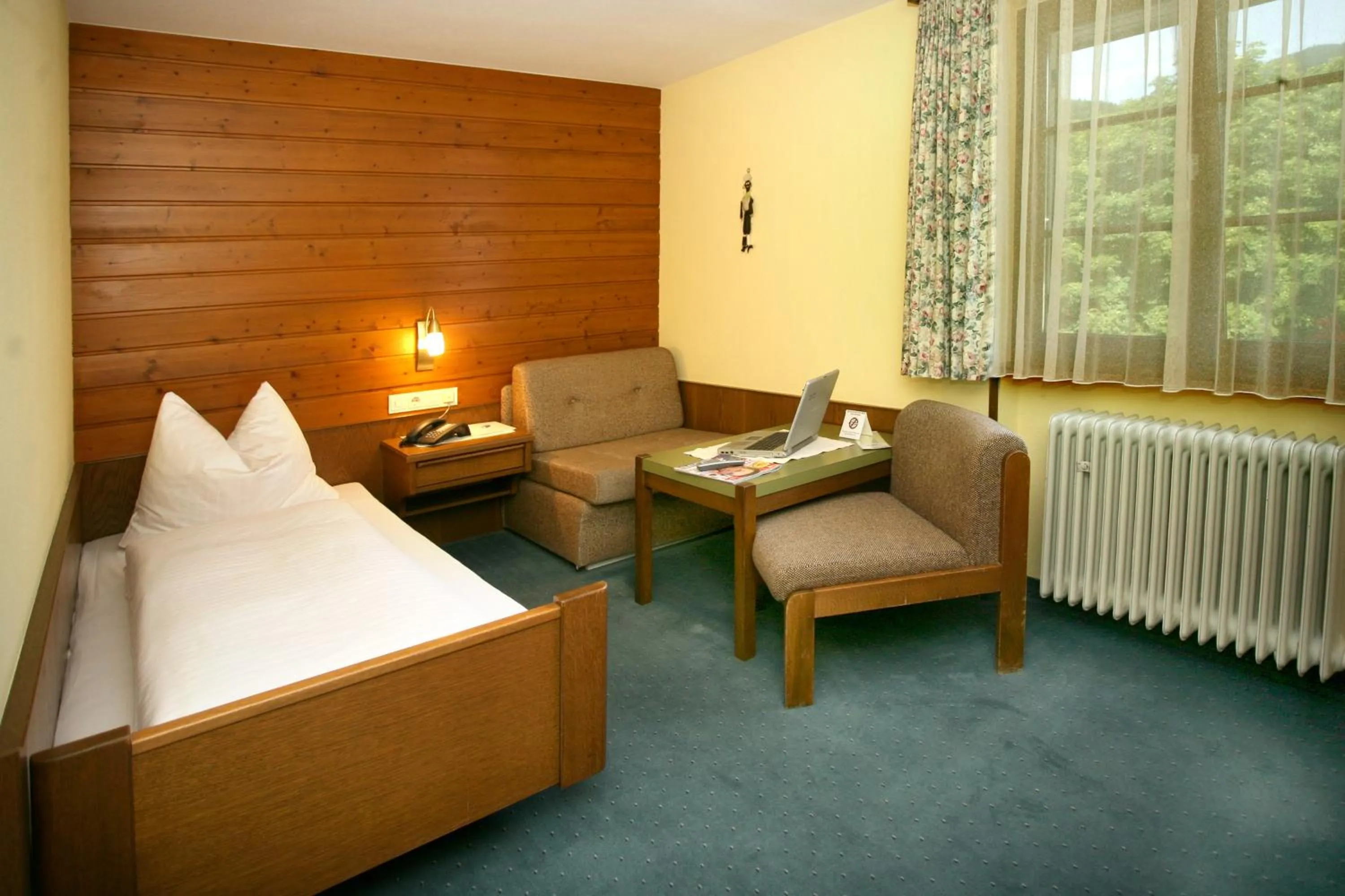 Photo of the whole room, Bed in Hotel Restaurant Rössle