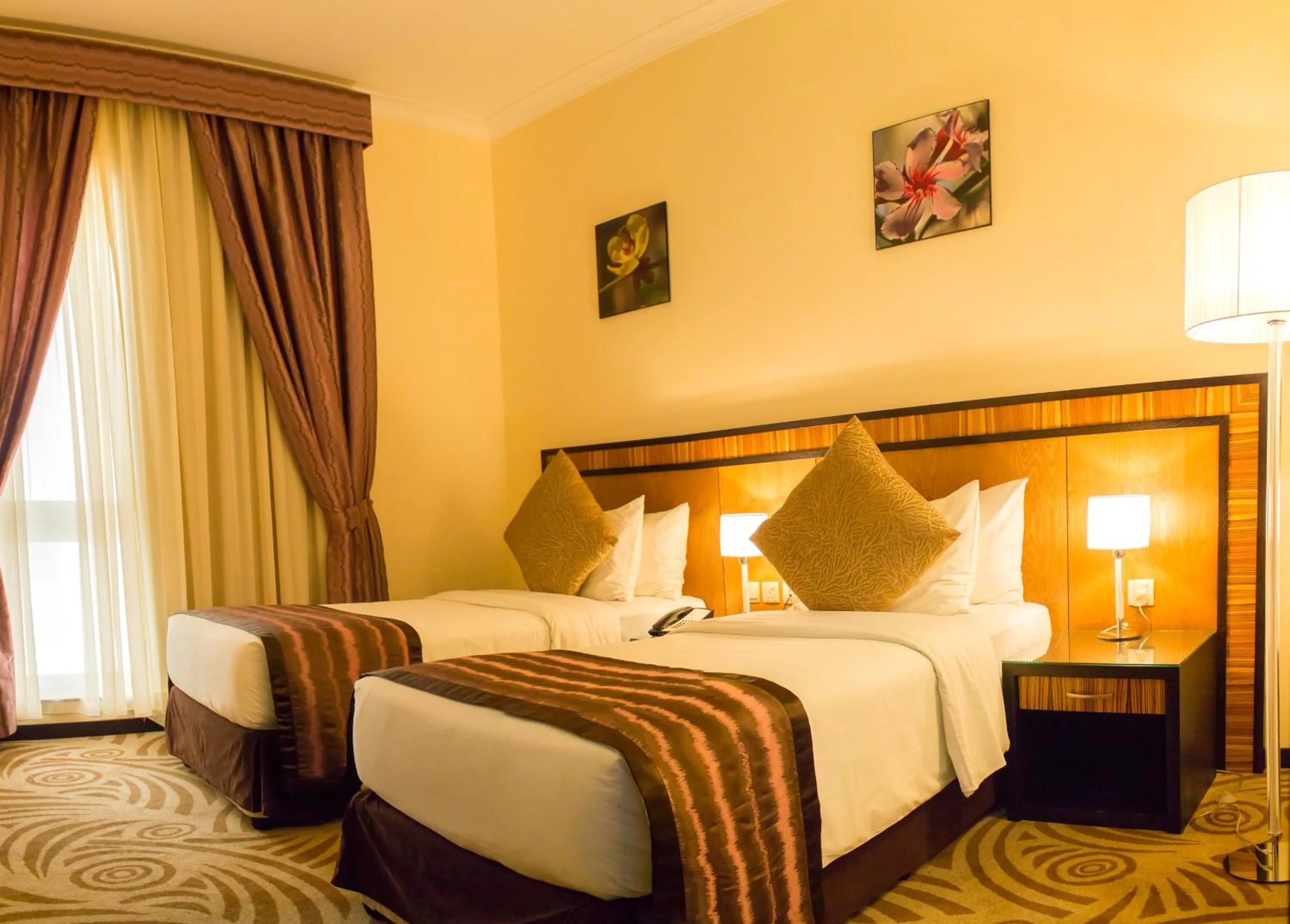 Bedroom, Bed in Al Majaz Premiere Hotel Apartments