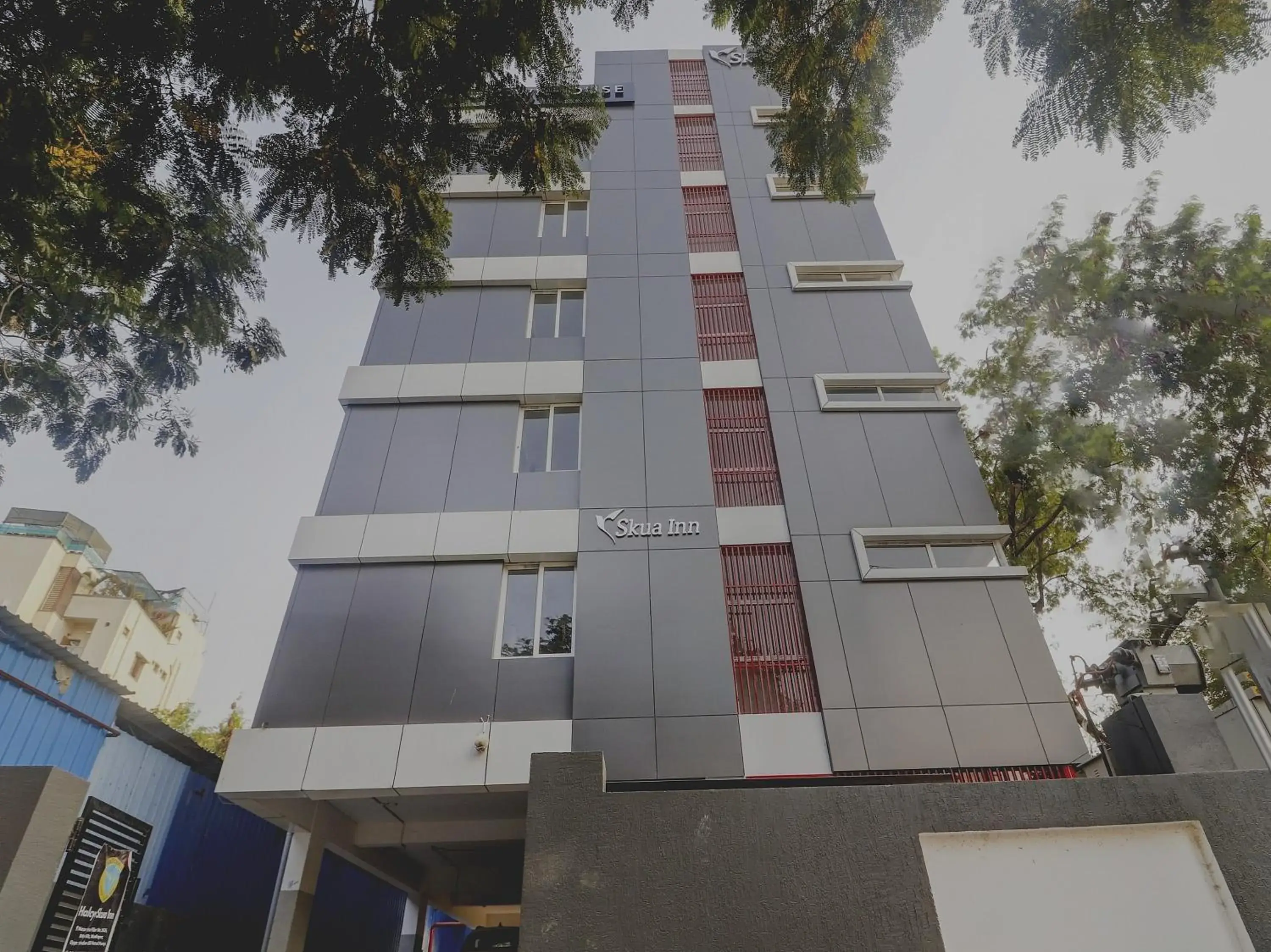 Facade/entrance in Townhouse Madhapur Near Shilparamam Facade/entrance in Townhouse Madhapur Near Shilparamam