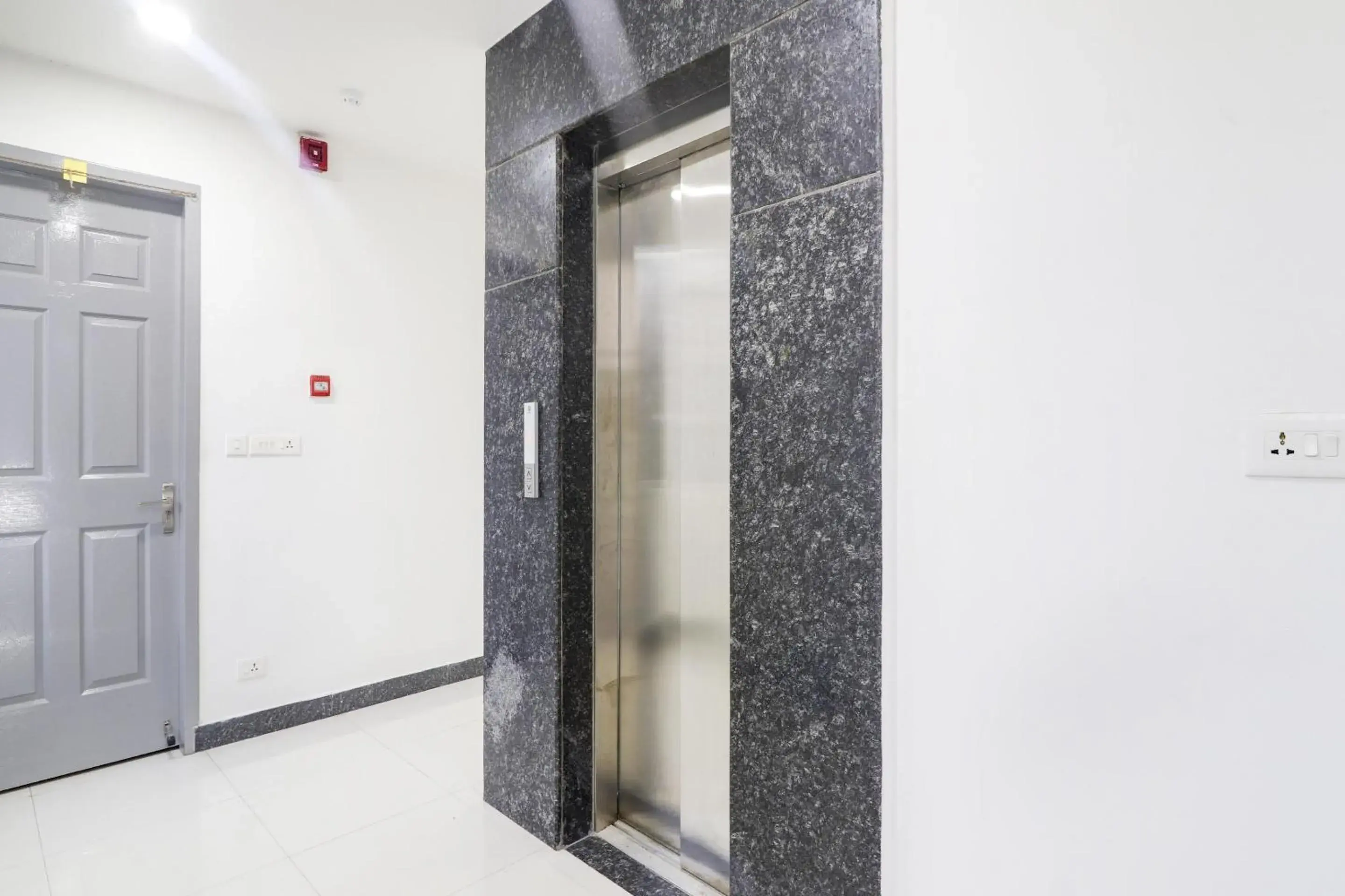 Lobby or reception in Townhouse Madhapur Near Shilparamam Lobby or reception in Townhouse Madhapur Near Shilparamam