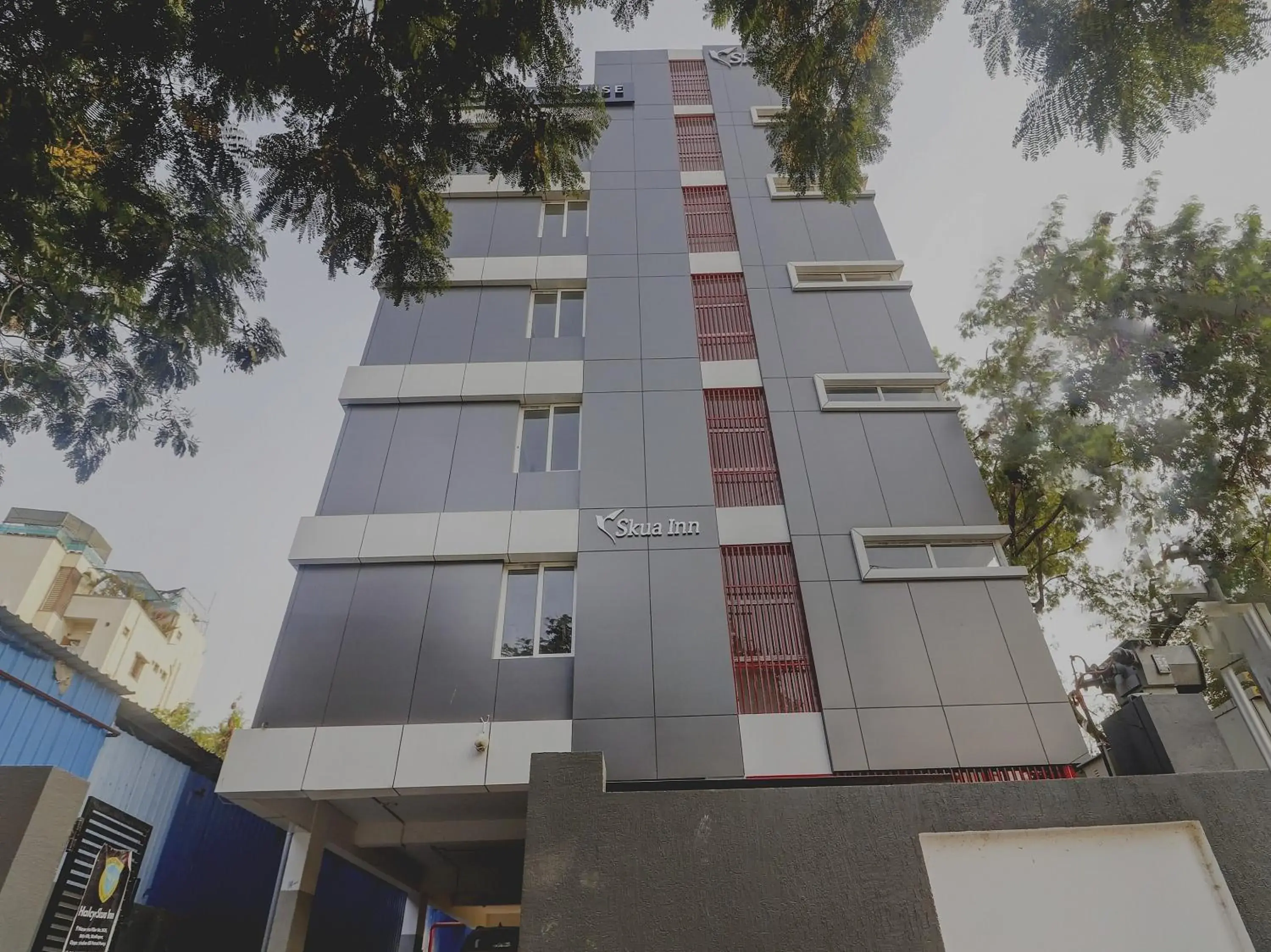 Facade/entrance in Townhouse Madhapur Near Shilparamam Facade/entrance in Townhouse Madhapur Near Shilparamam