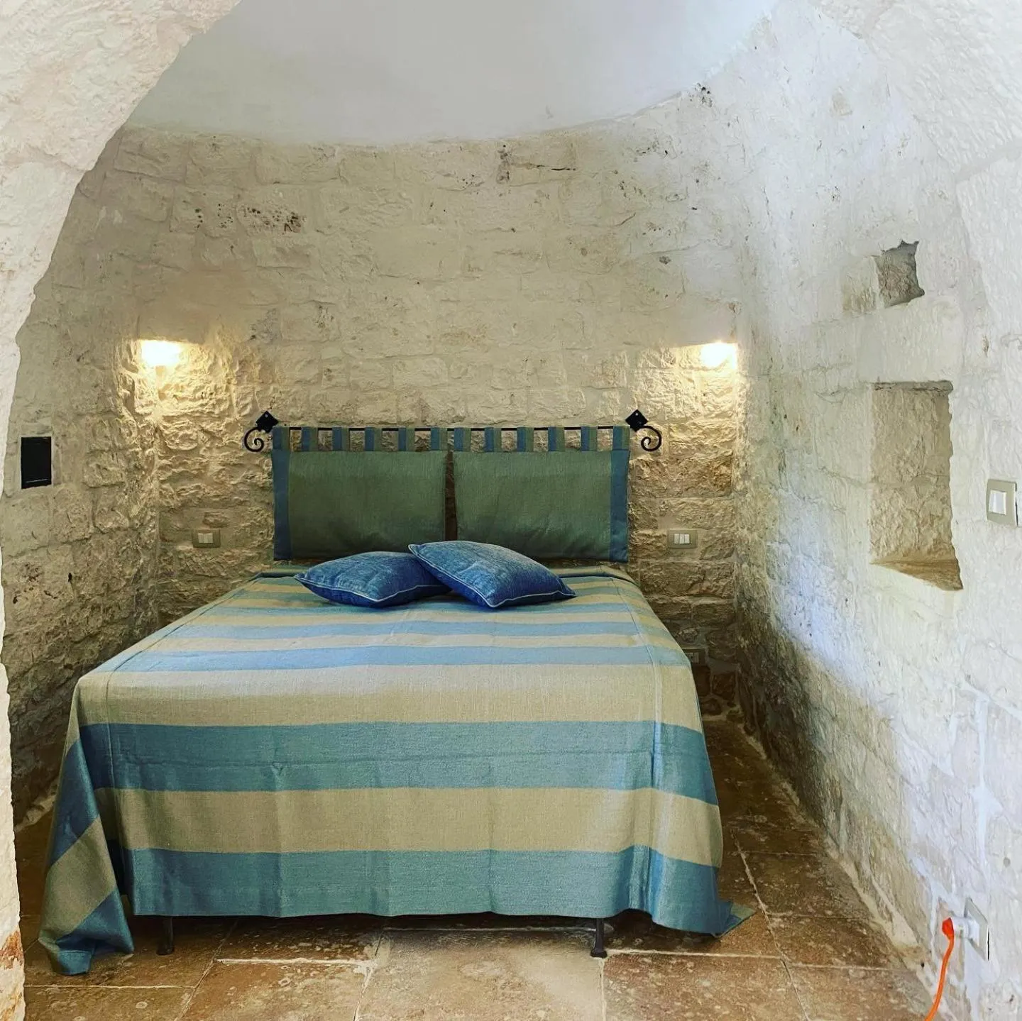 Bed in Borgo Del Tempo Ritrovato - Luxury Relais in Puglia