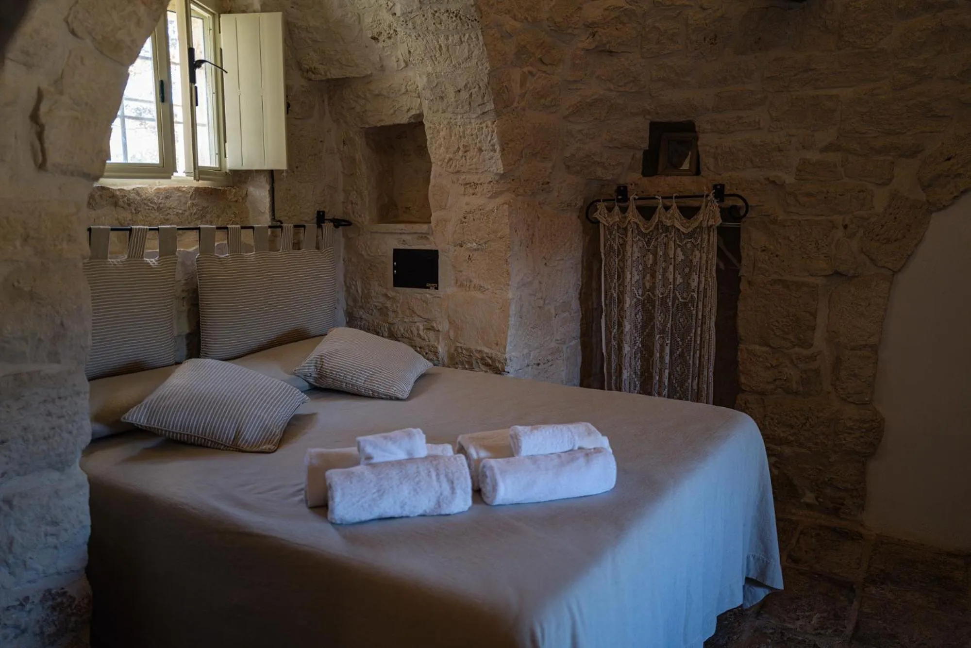 Bed in Borgo Del Tempo Ritrovato - Luxury Relais in Puglia
