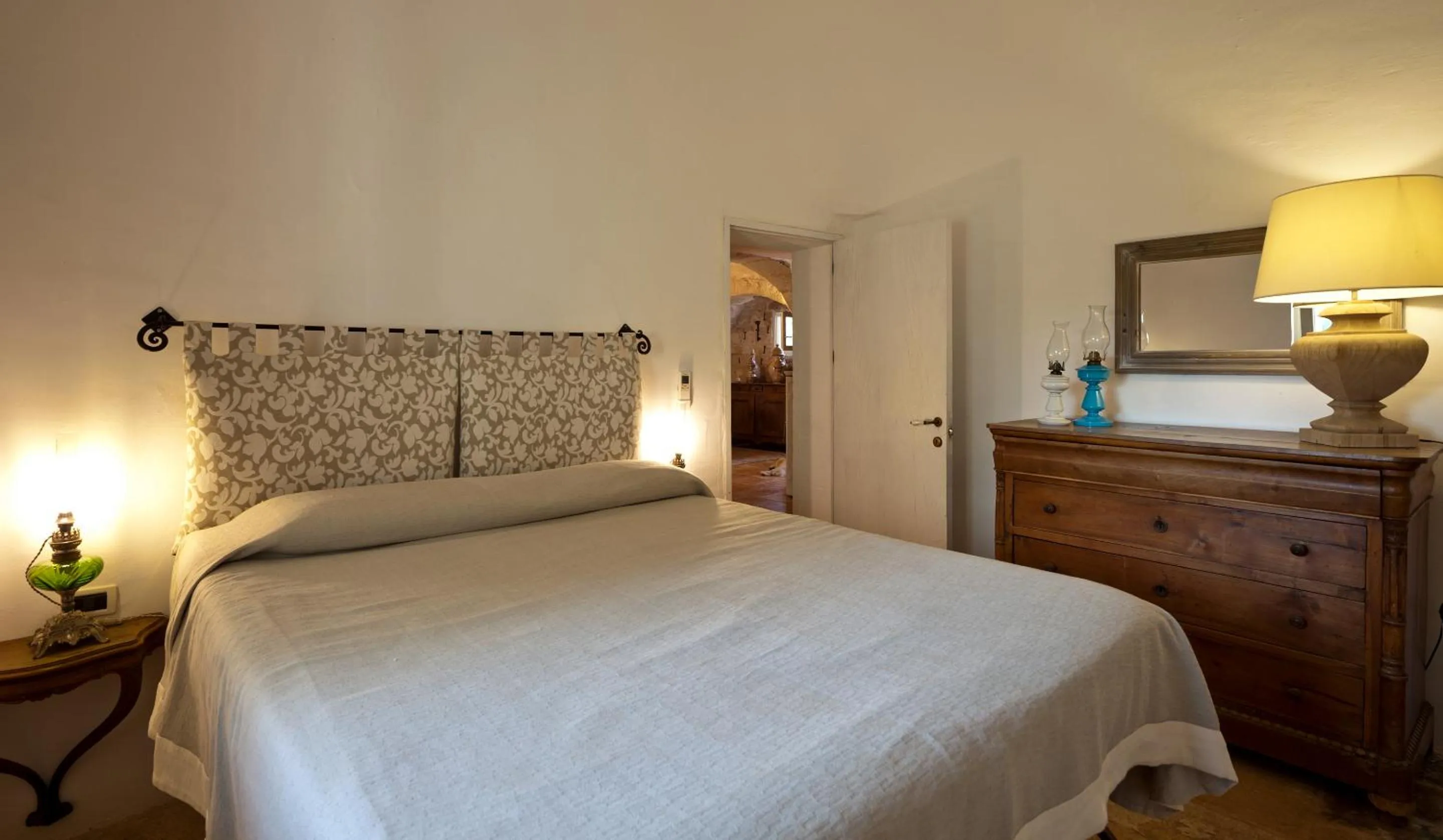 Bed in Borgo Del Tempo Ritrovato - Luxury Relais in Puglia