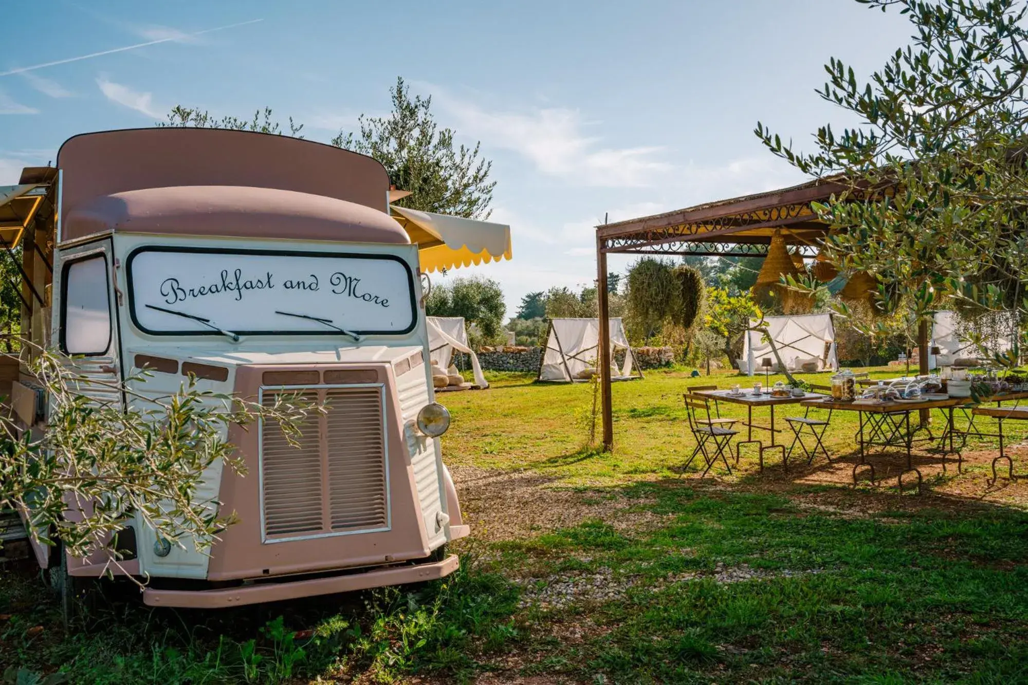 Lounge or bar in Borgo Del Tempo Ritrovato - Luxury Relais in Puglia Lounge or bar in Borgo Del Tempo Ritrovato - Luxury Relais in Puglia