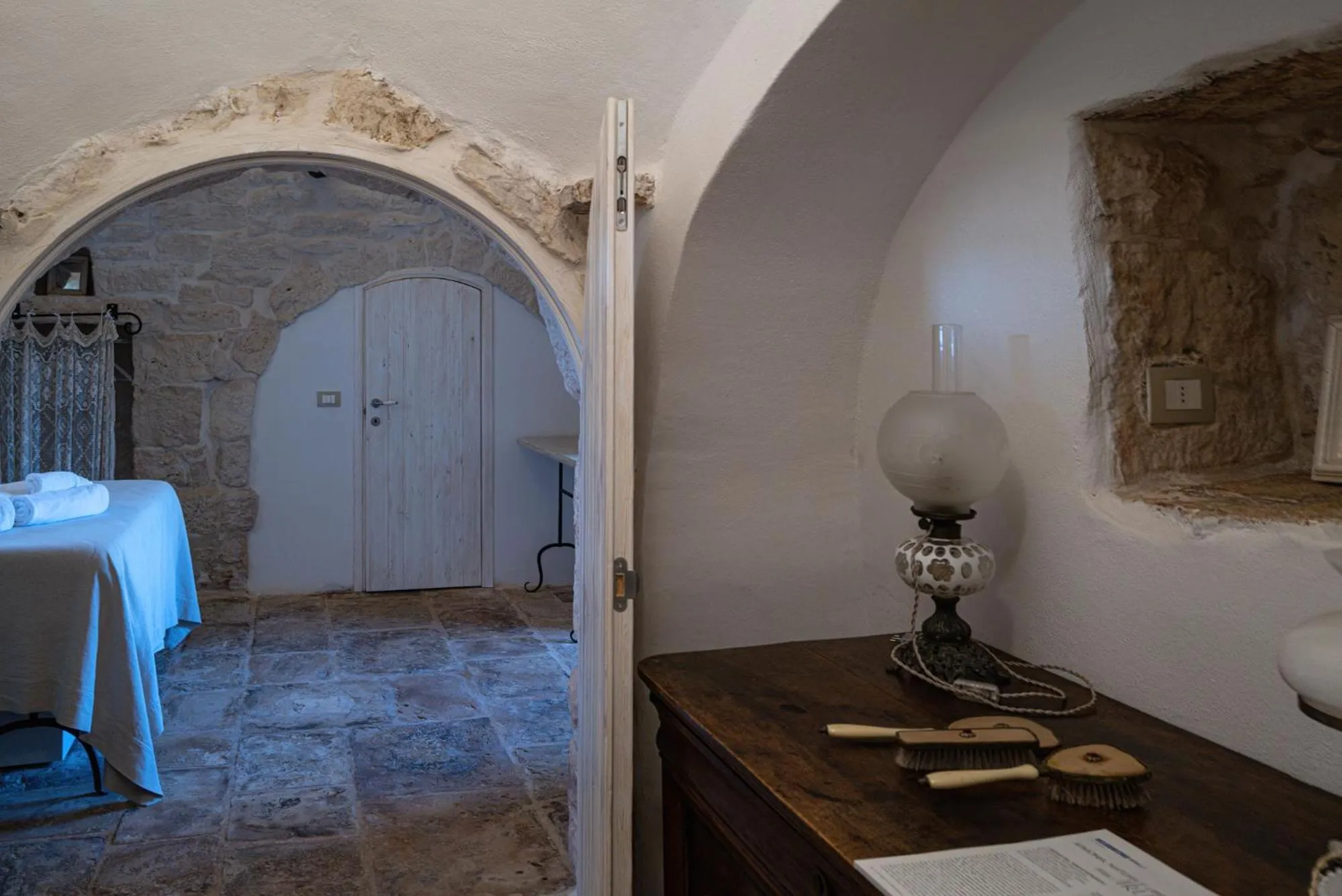Bed in Borgo Del Tempo Ritrovato - Luxury Relais in Puglia